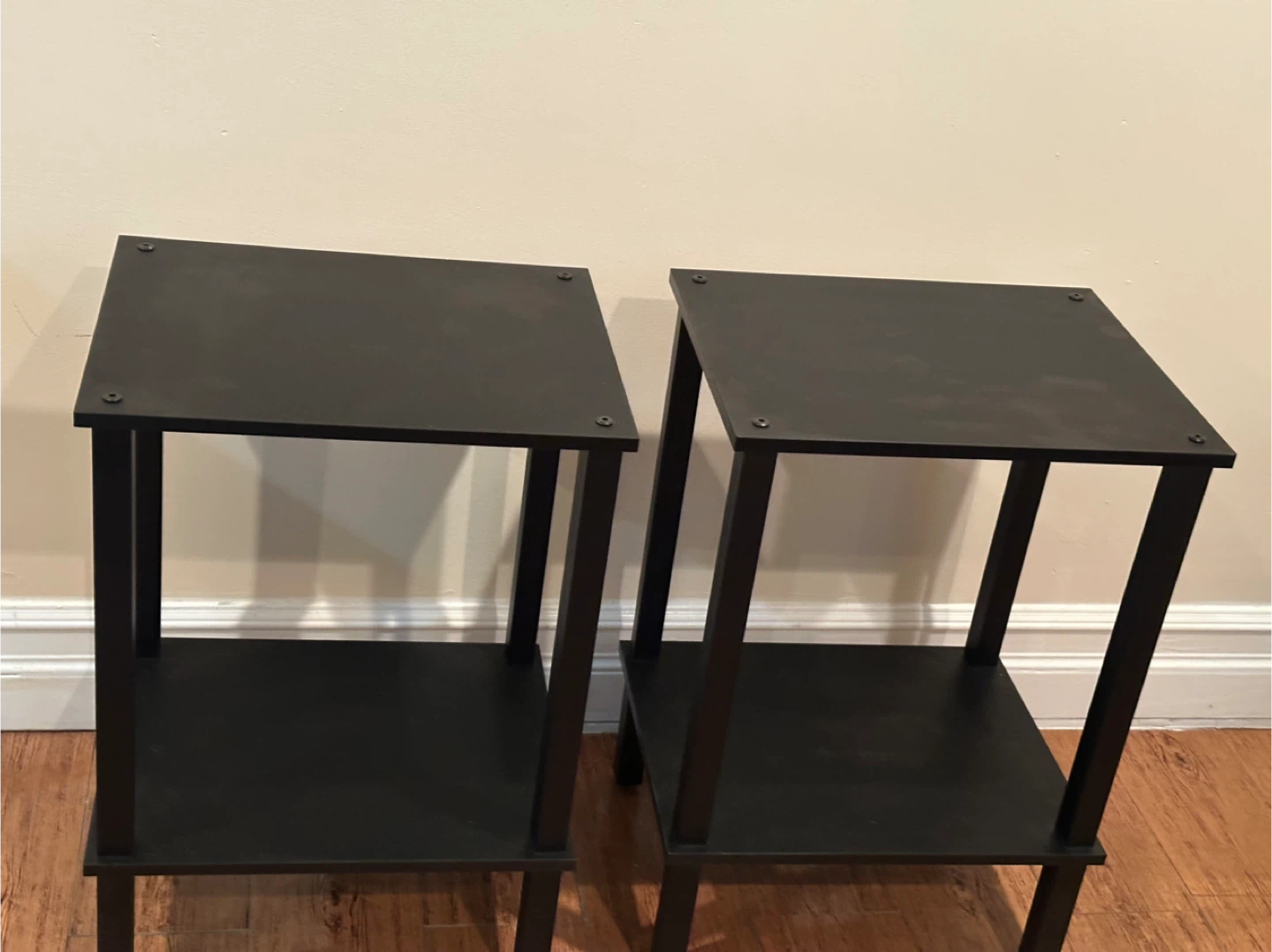 Set of 2 Black End Tables - photo 2