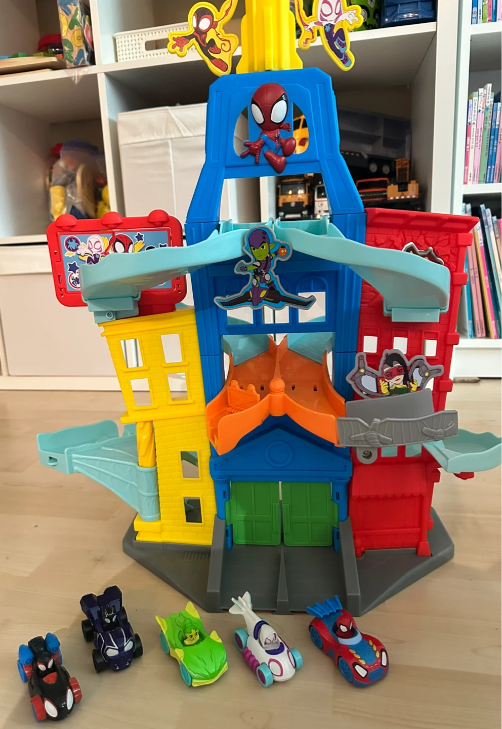 Little People Marvel Spider-Man Action Tower Playset