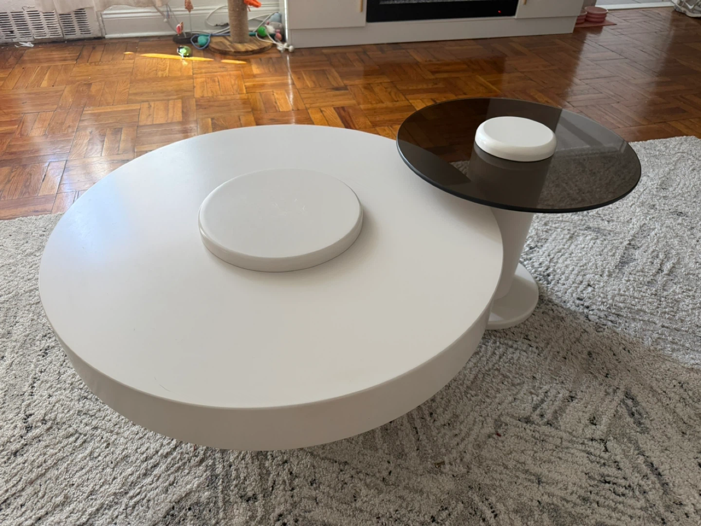 Set of 2 Modern White Coffee Tables with Round Tops - photo 3