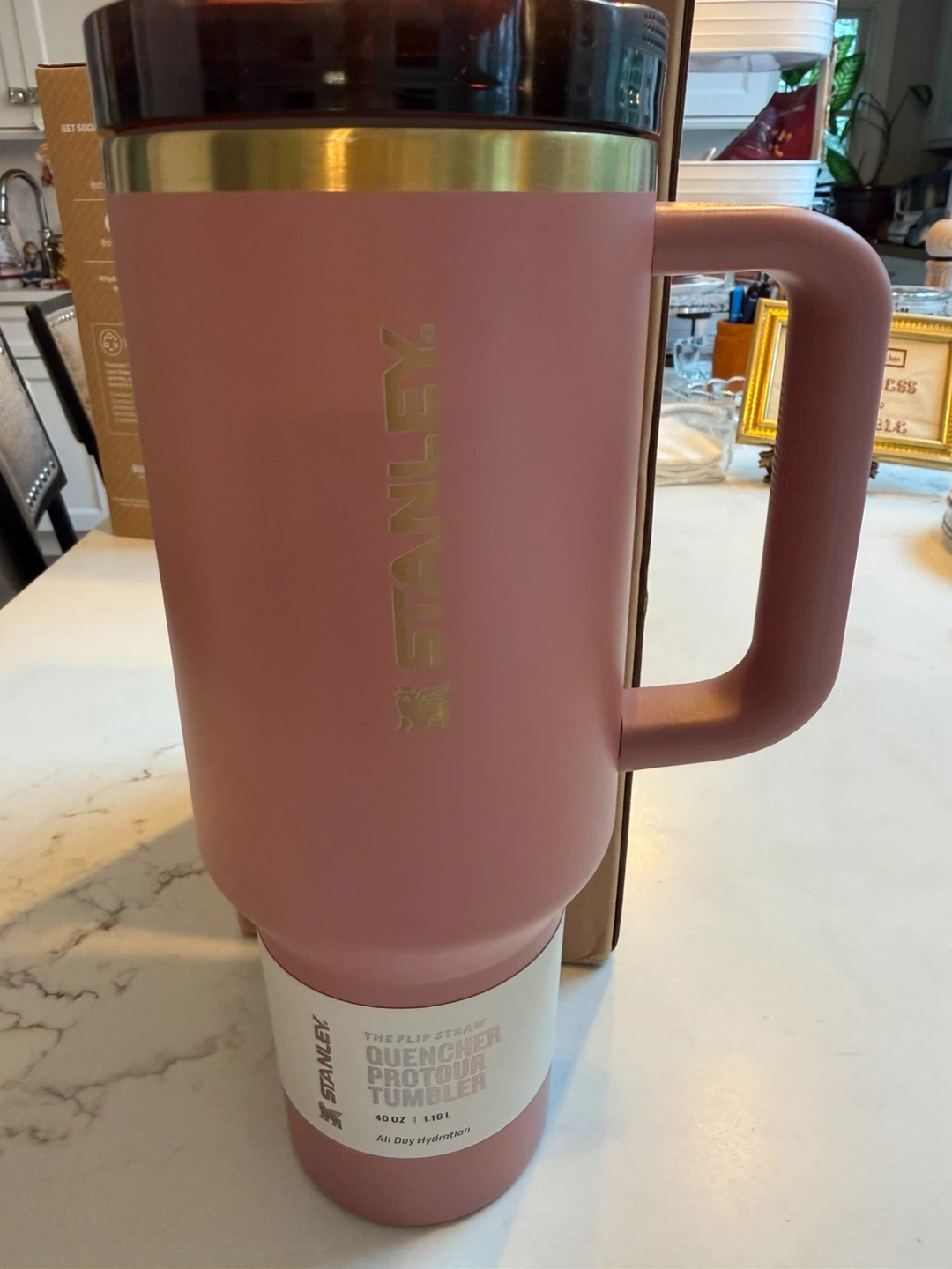 Stanley The Flip Straw Quencher Tumbler - Rose Quartz 40 oz