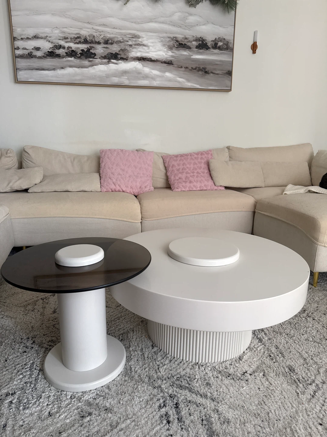 Set of 2 Modern White Coffee Tables with Round Tops