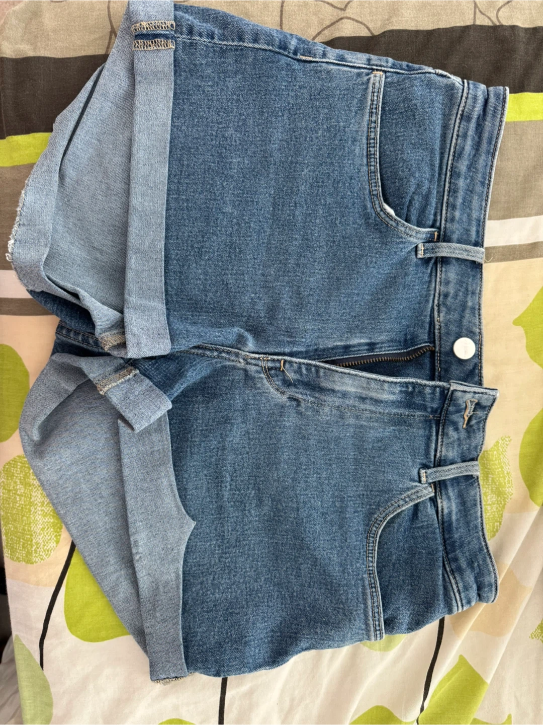 3 Pairs of Women's Denim Shorts - photo 3