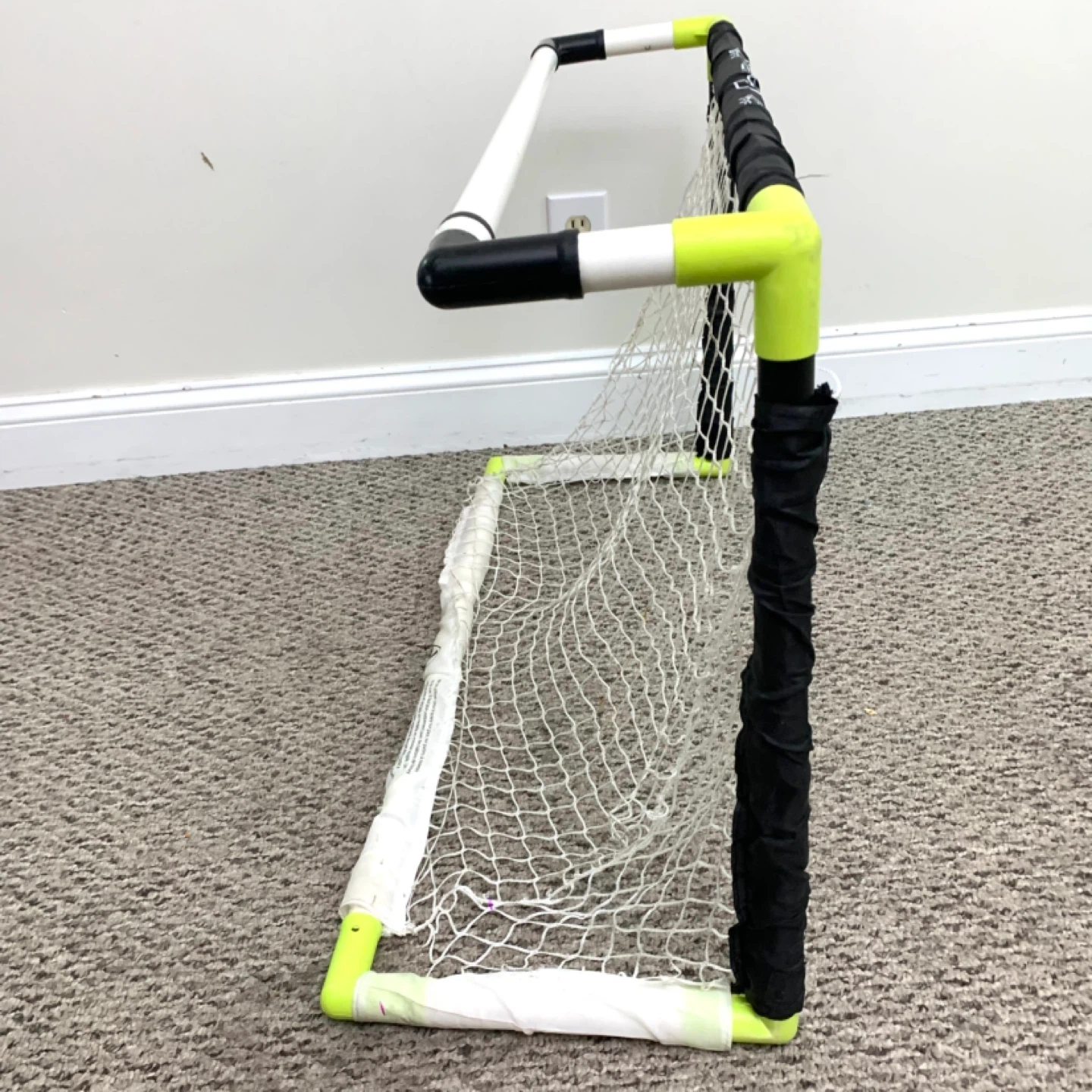 Franklin NHL Mini Hockey Net Goal Indoor Outdoor - photo 5