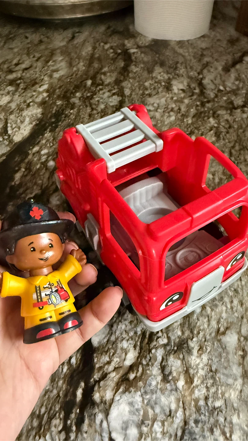 Fisher-Price Little People Fire Truck with Firefighter Toy