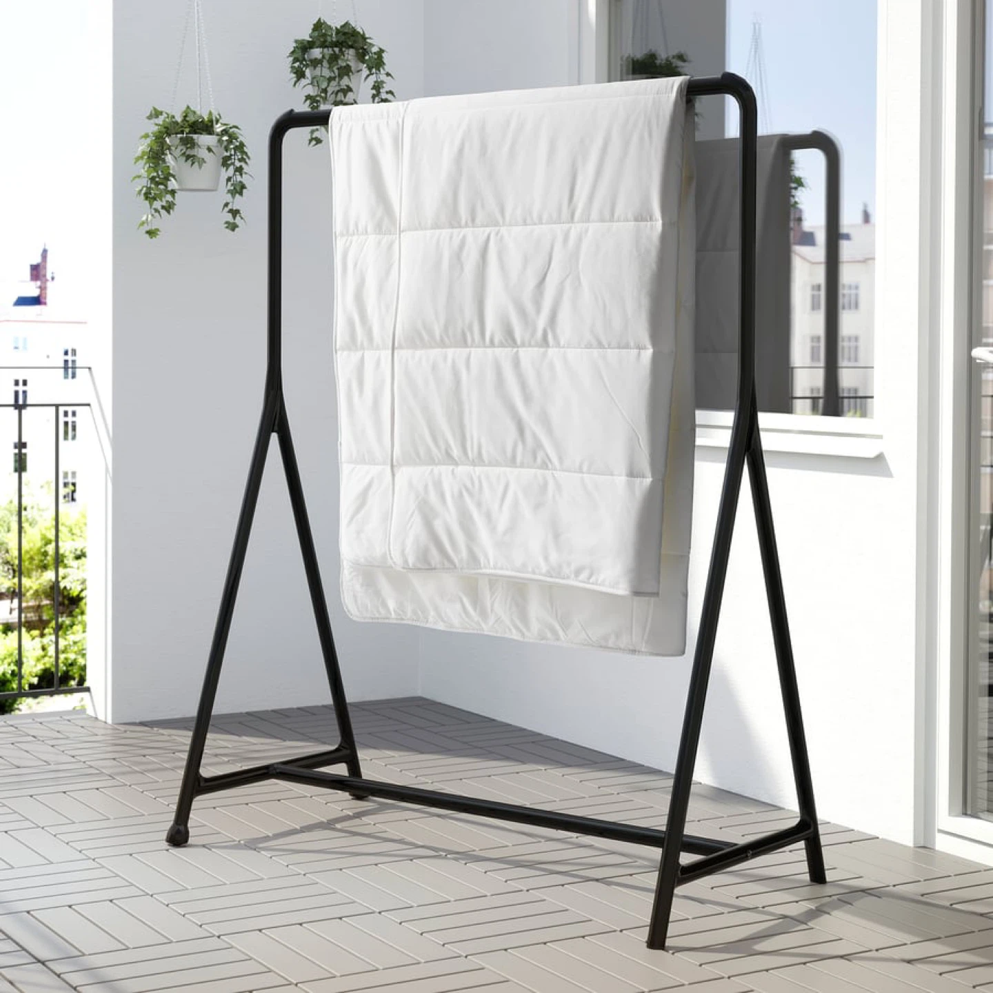 Minimalist Black Garment Rack - photo 3