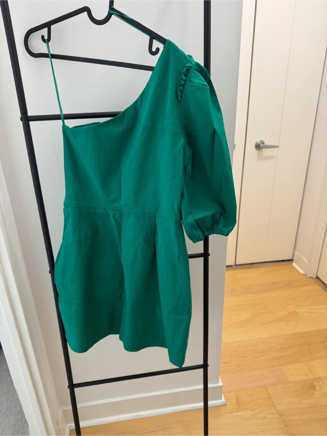 Zara- Green One Shoulder Puff Sleeve Dress