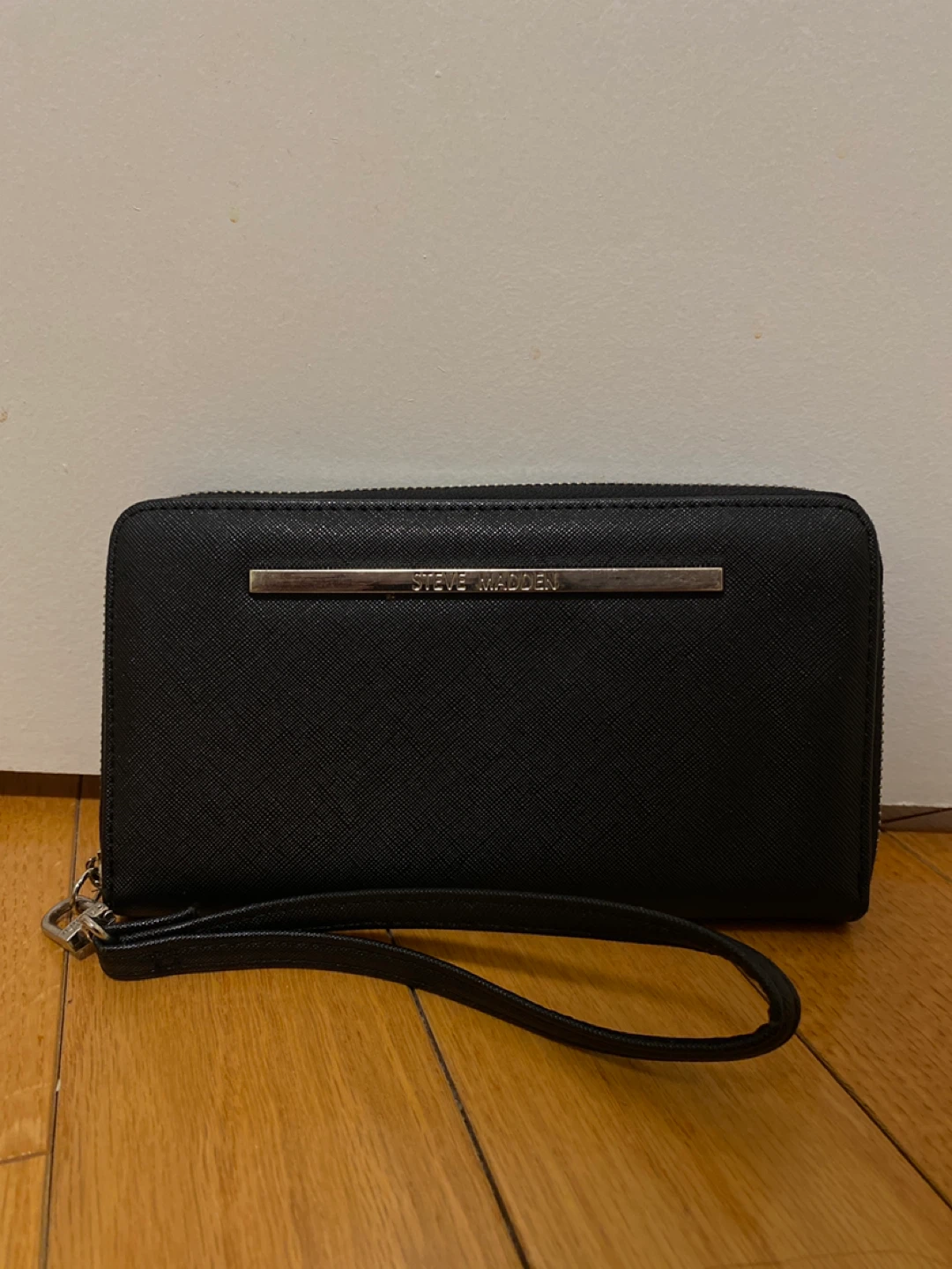 Steve Madden Black Wristlet Wallet