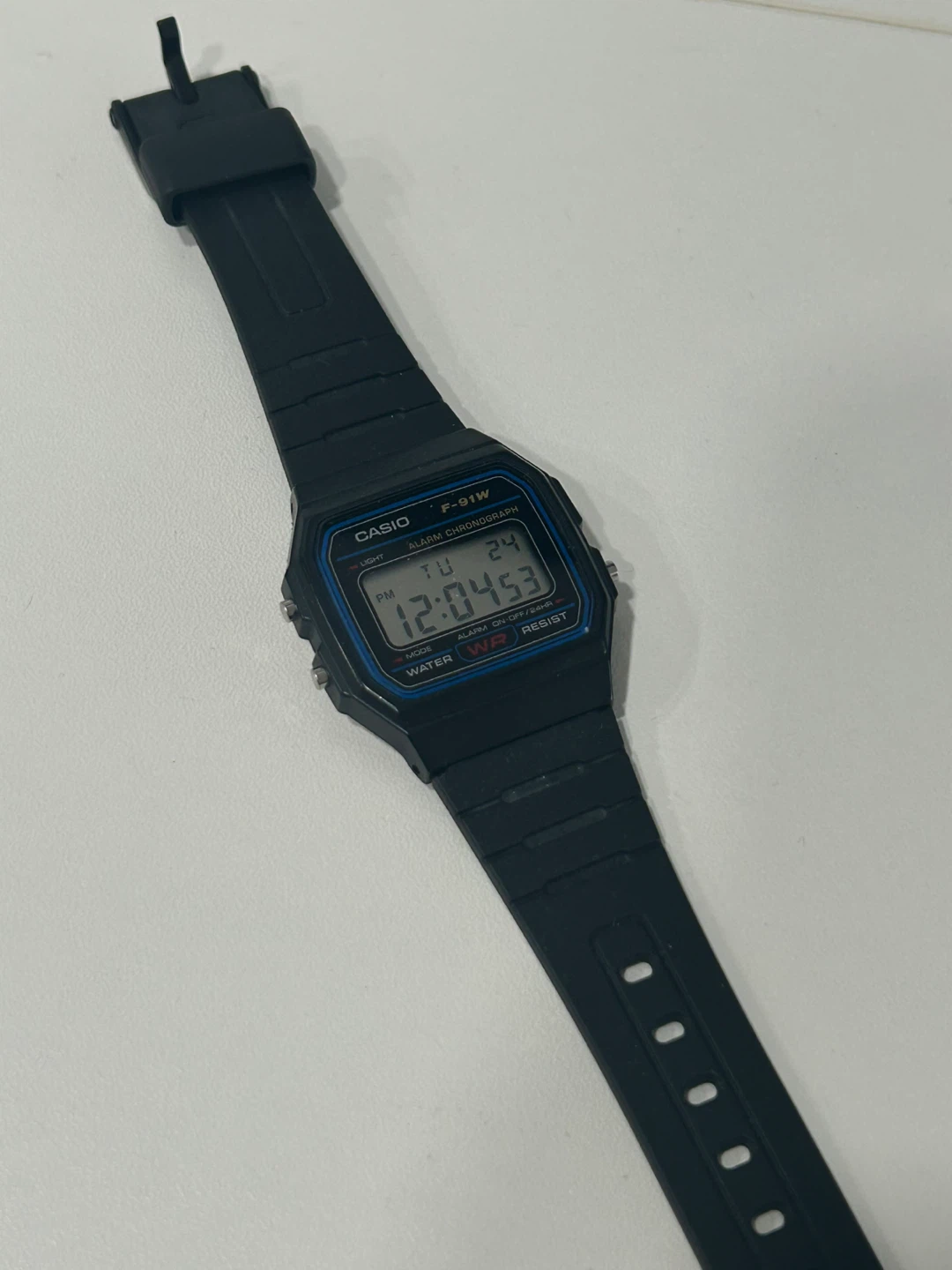 Casio F-91W Digital Watch - photo 2
