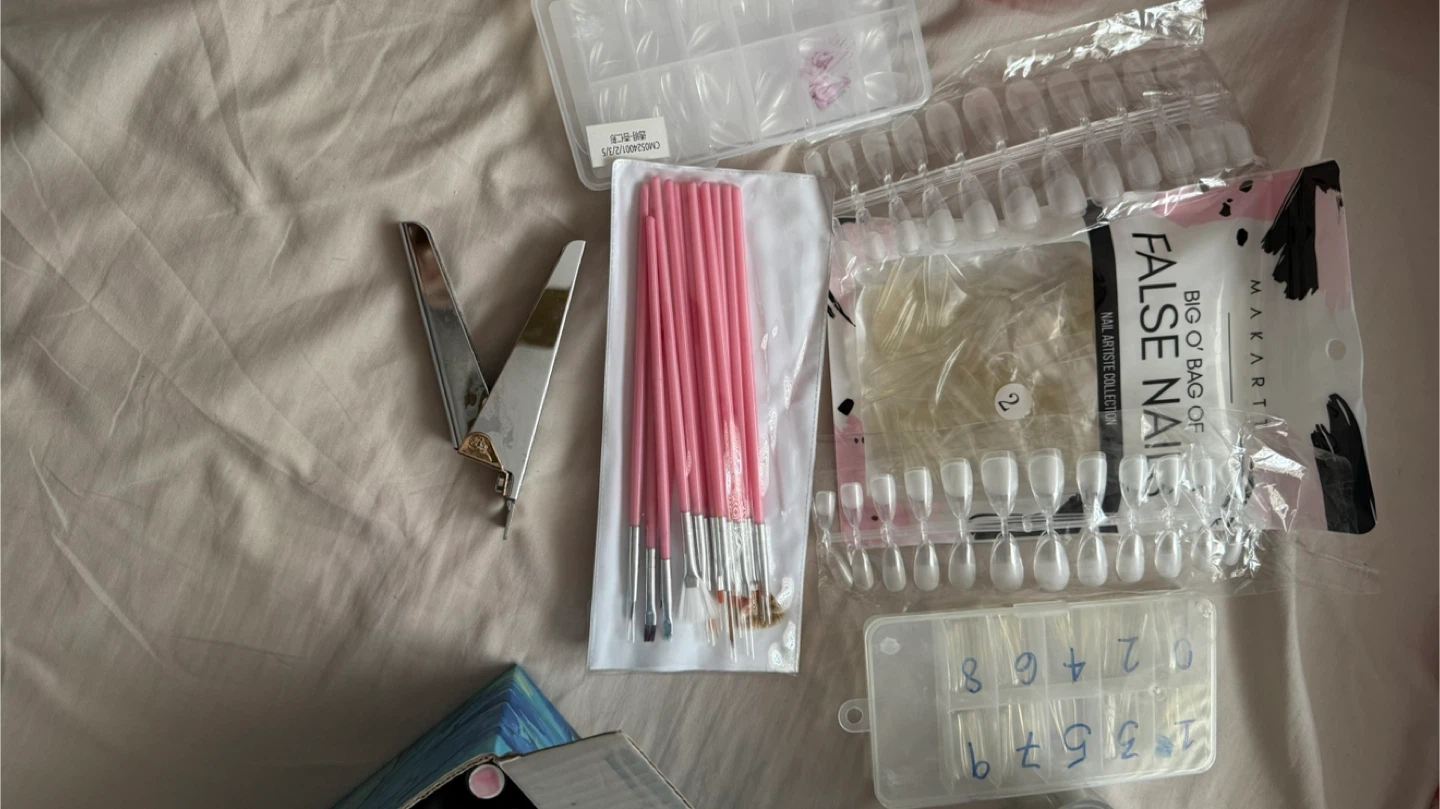 Nail Lamp & Gel Polish Set - photo 4