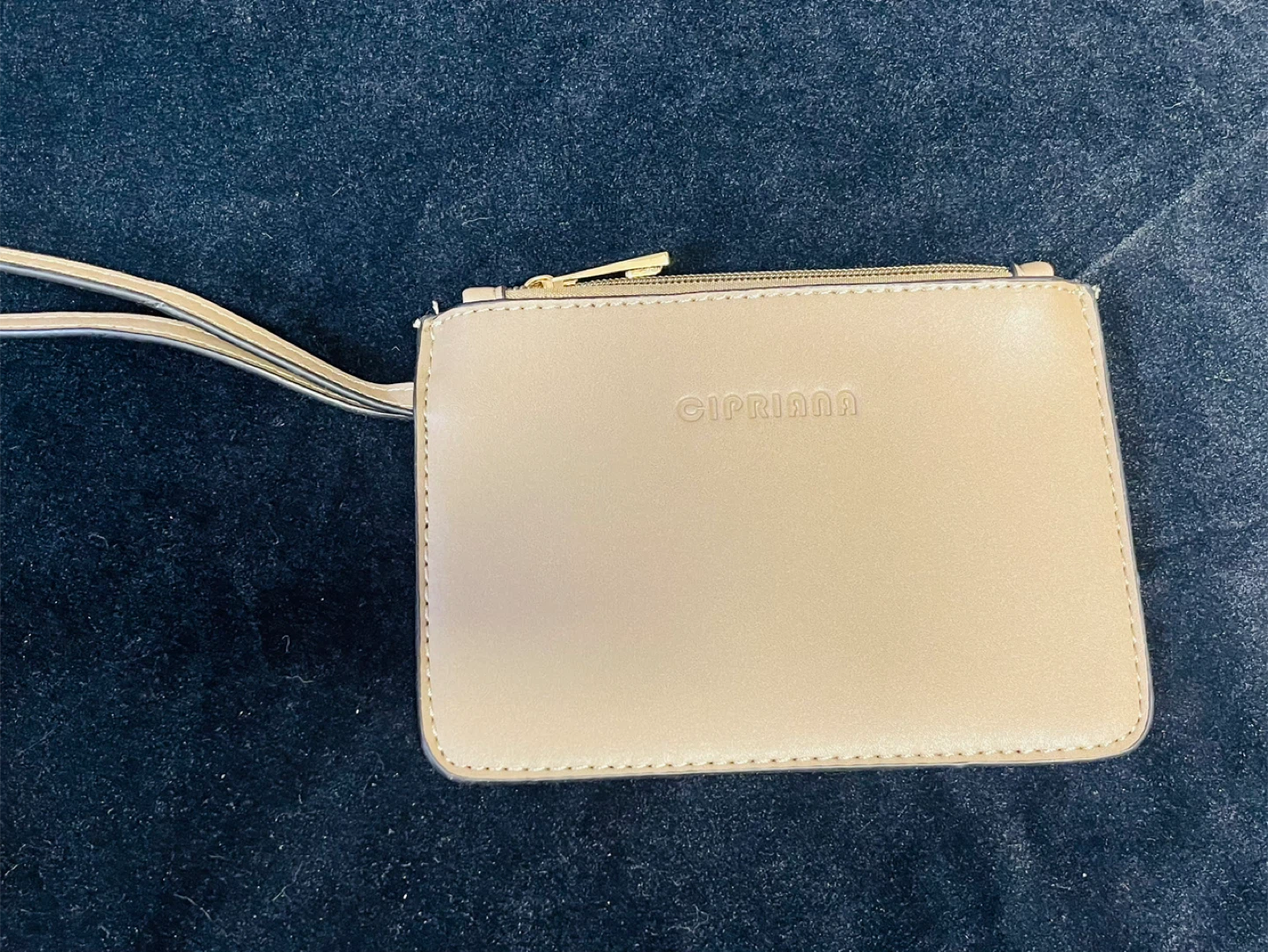Cipriana Crossbody Bag with Matching wristlet - photo 3