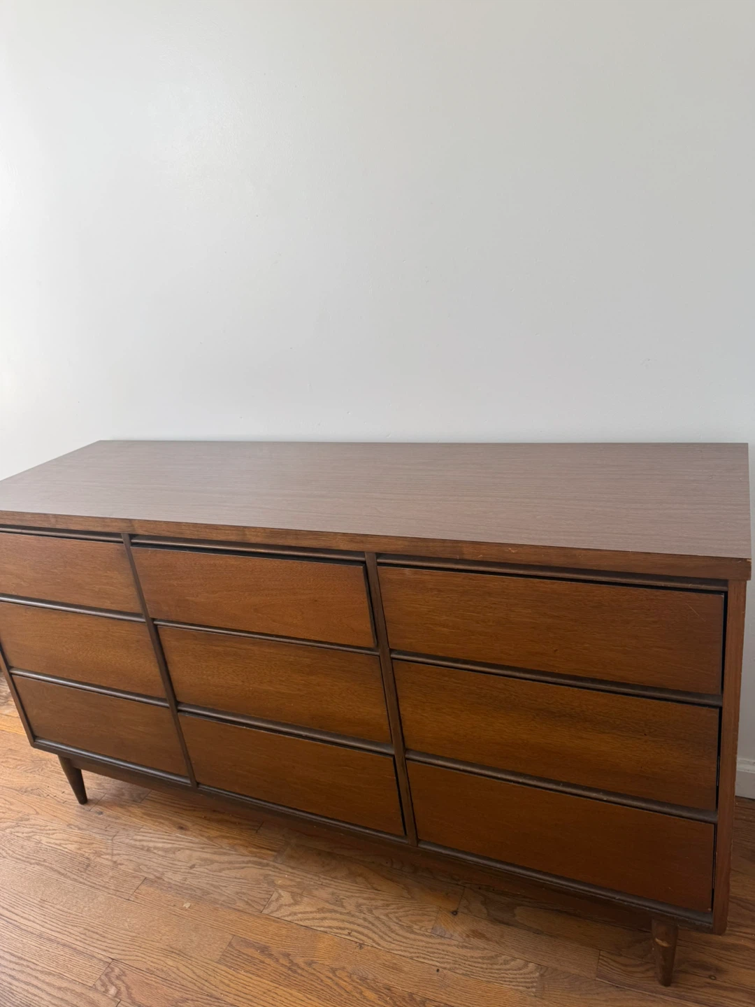 Mid-Century Modern 9-Drawer Dresser - photo 5