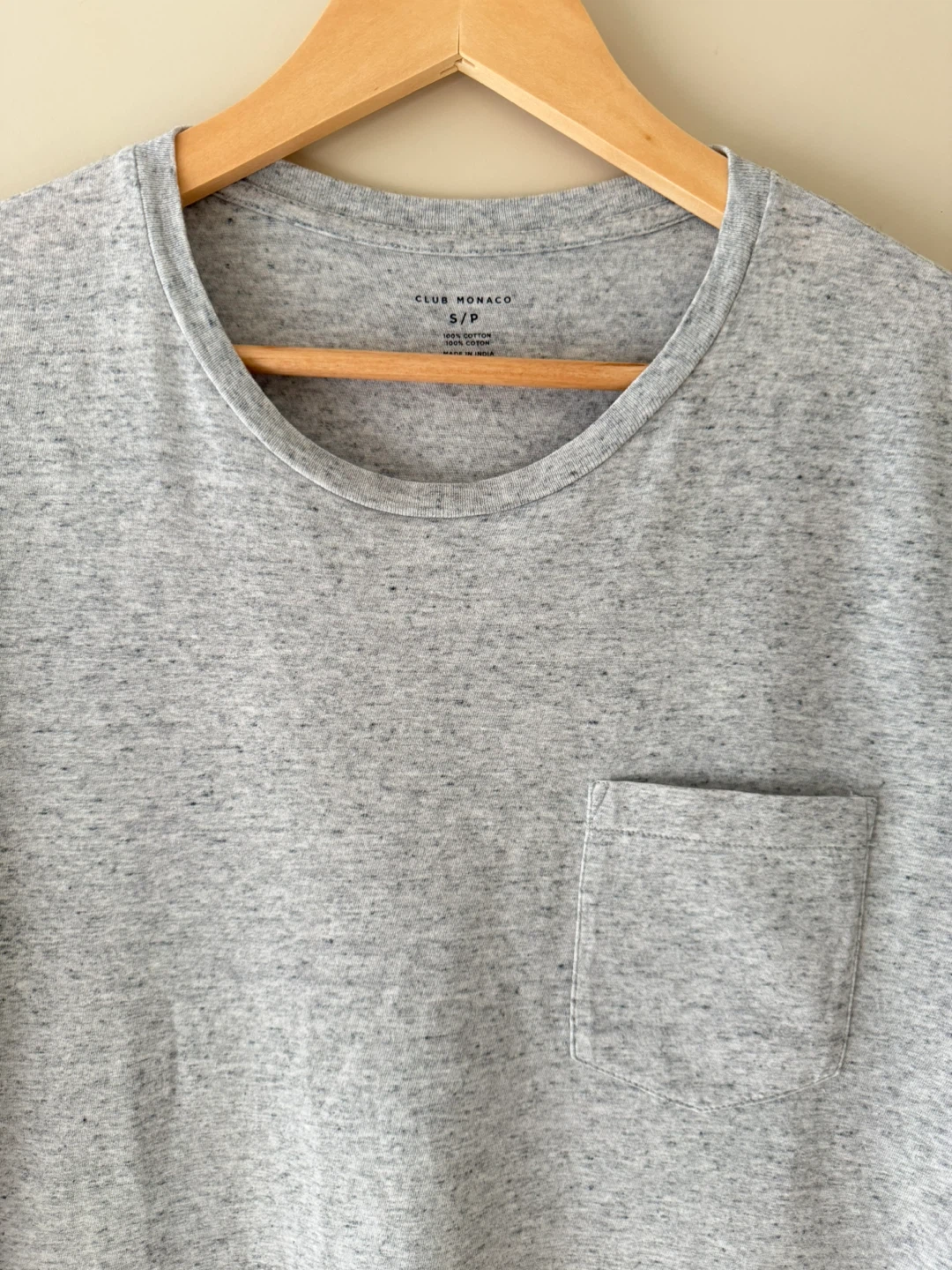 Club Monaco Grey Men’s Pocket T-Shirt Size S/P - photo 3
