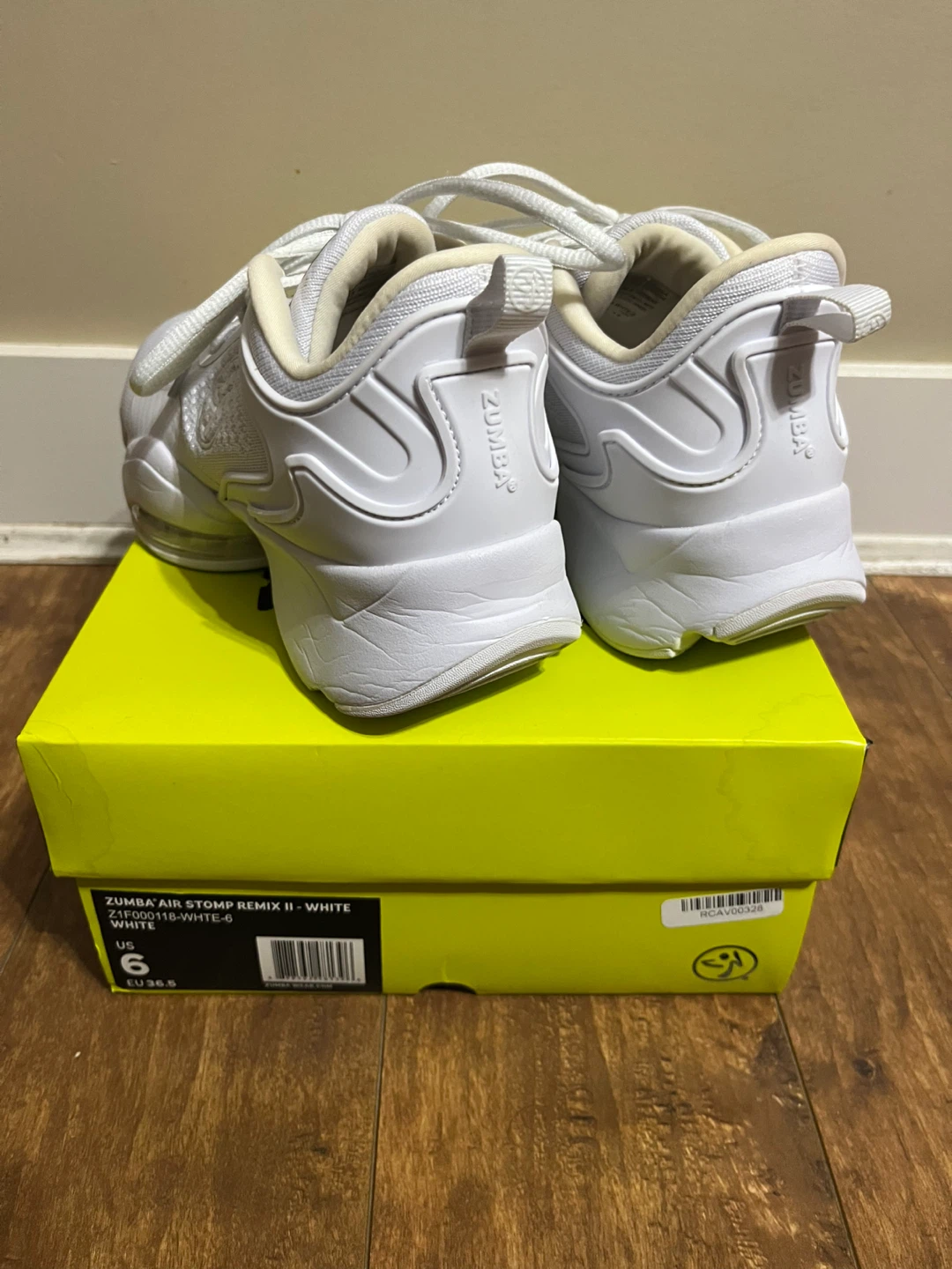 Zumba Air Stomp Remix II Women's Sneakers - White, US Size 6 - photo 3