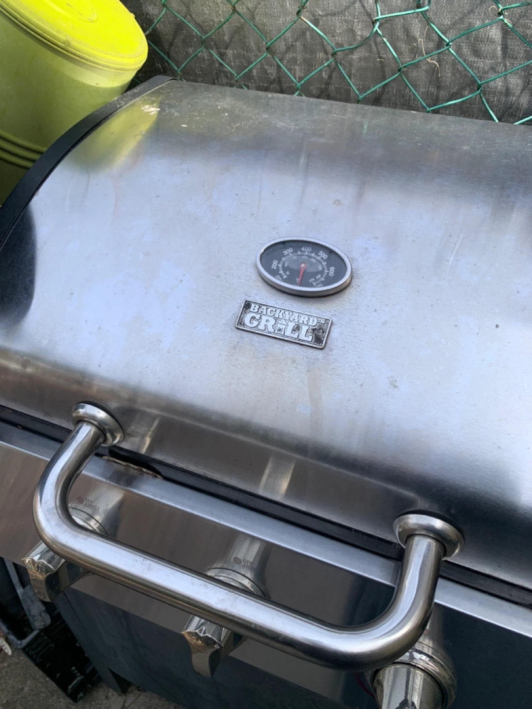 Backyard Grill Propane BBQ - photo 2