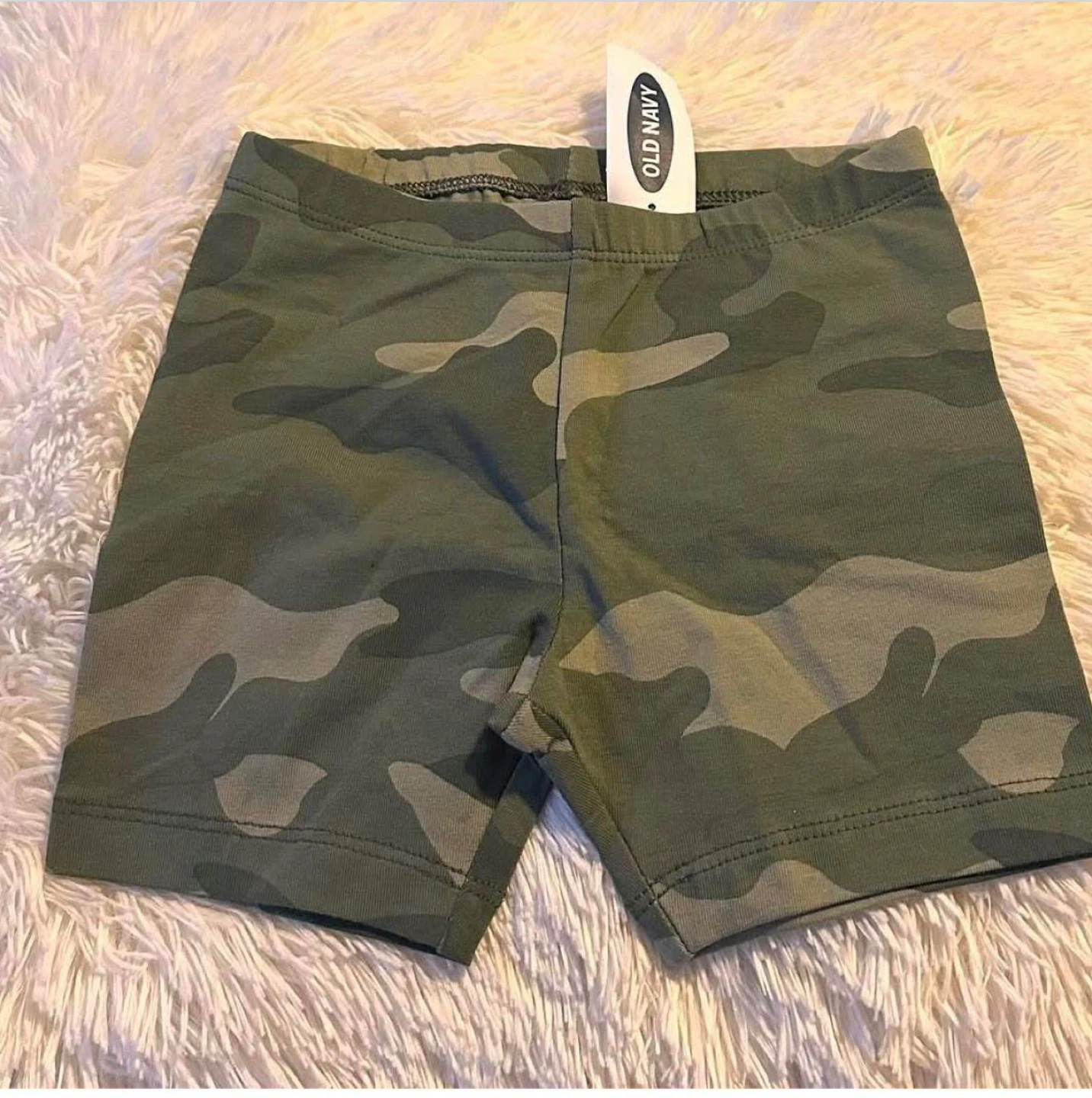 Old Navy Camo Bike Shorts (SIZES:3T&4T)