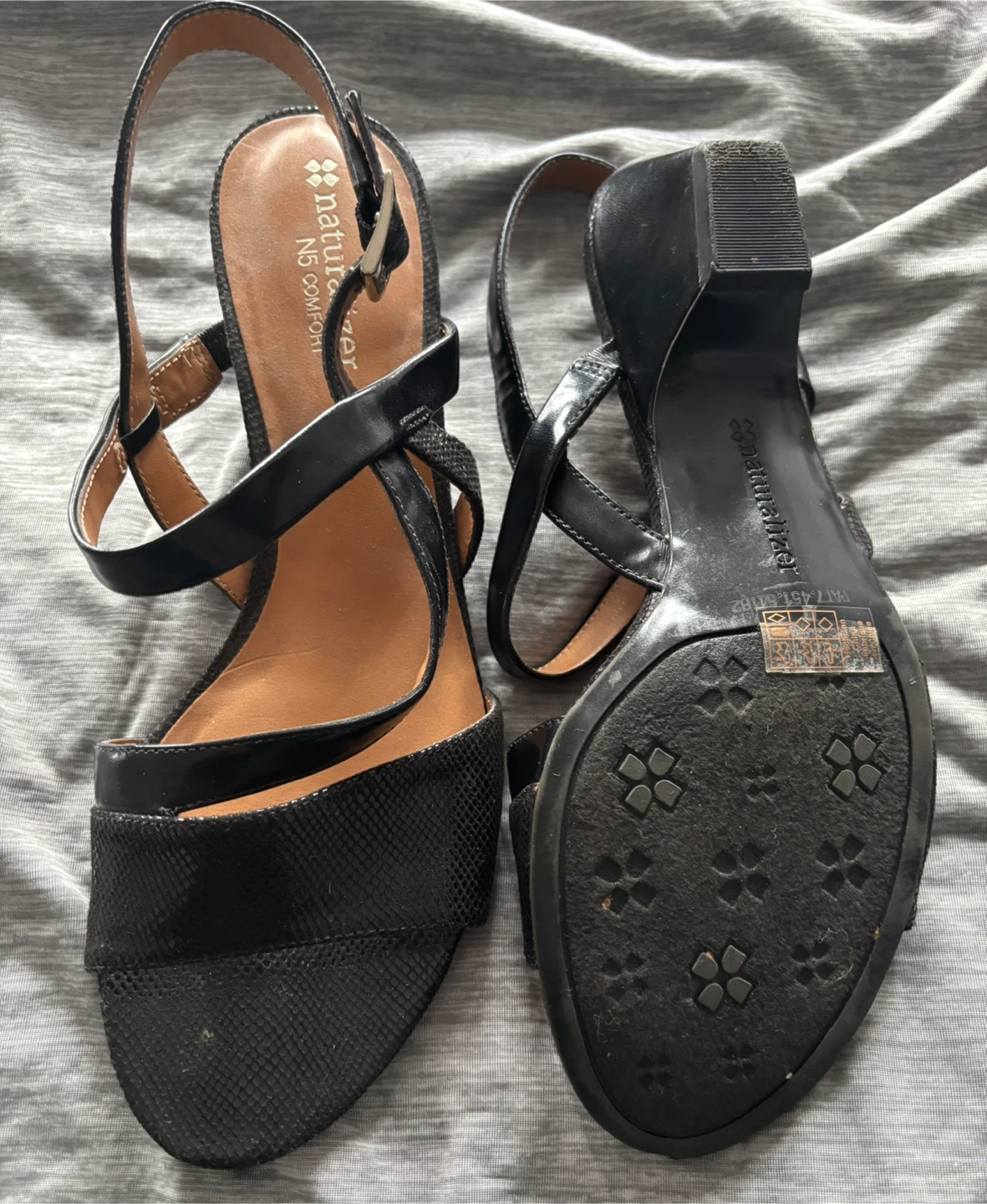 Naturalizer Black Strappy Block Heel Sandals - photo 3