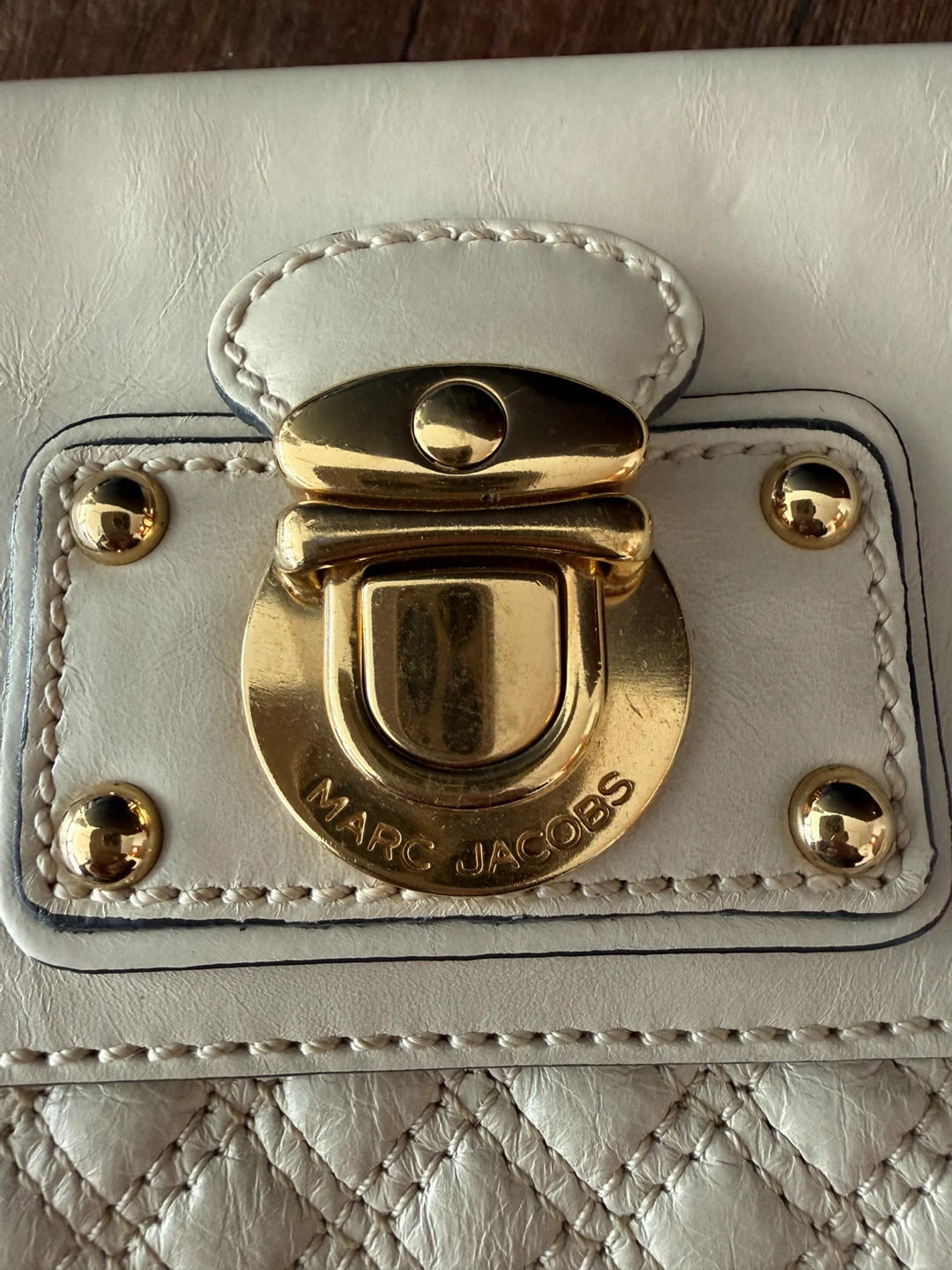 Marc Jacobs Cream Quilted Leather Wristlet Clutch - photo 2