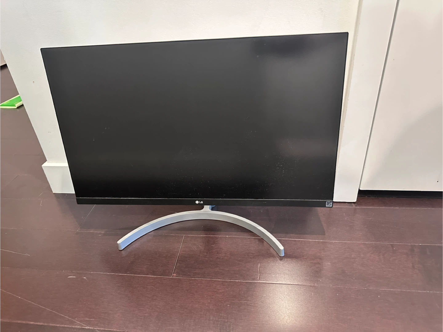 LG Monitor 27 inches