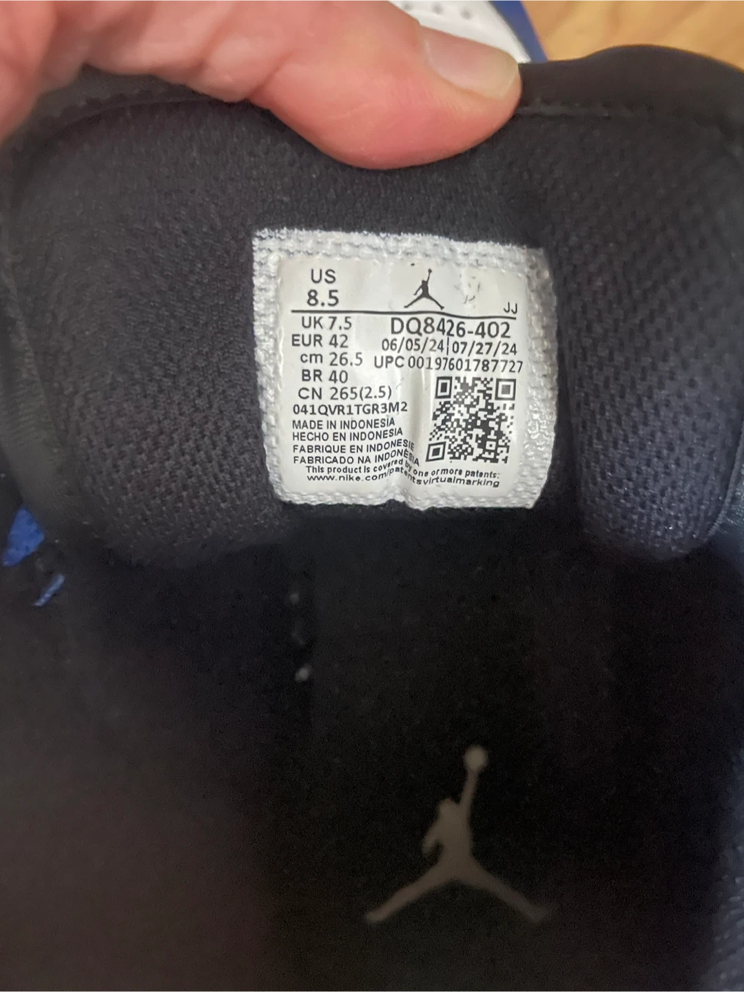 Air Jordan 1 Mid SE Royal Blue White - photo 2