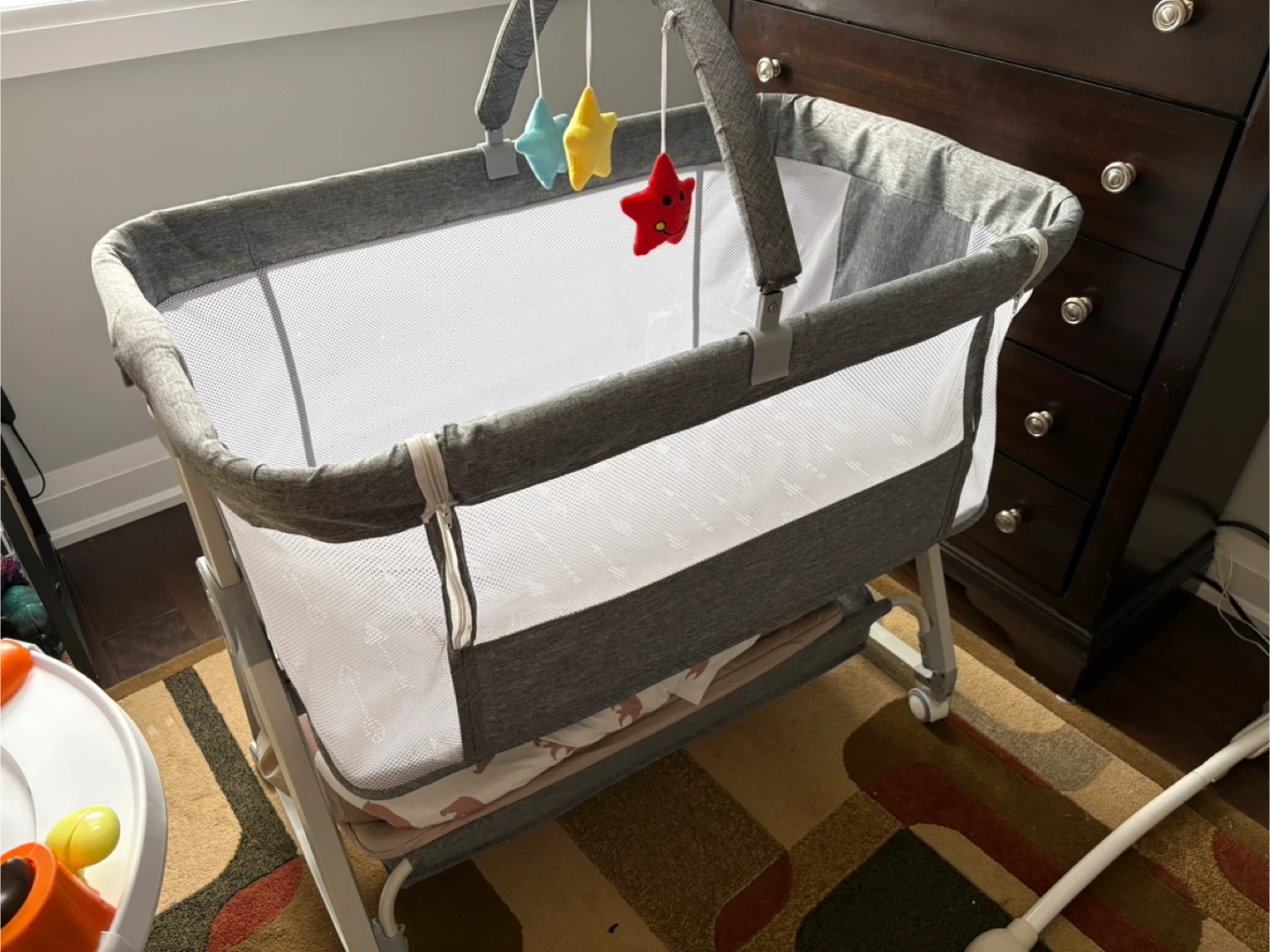 Bedside Grey Bassinet with Mobile - photo 3