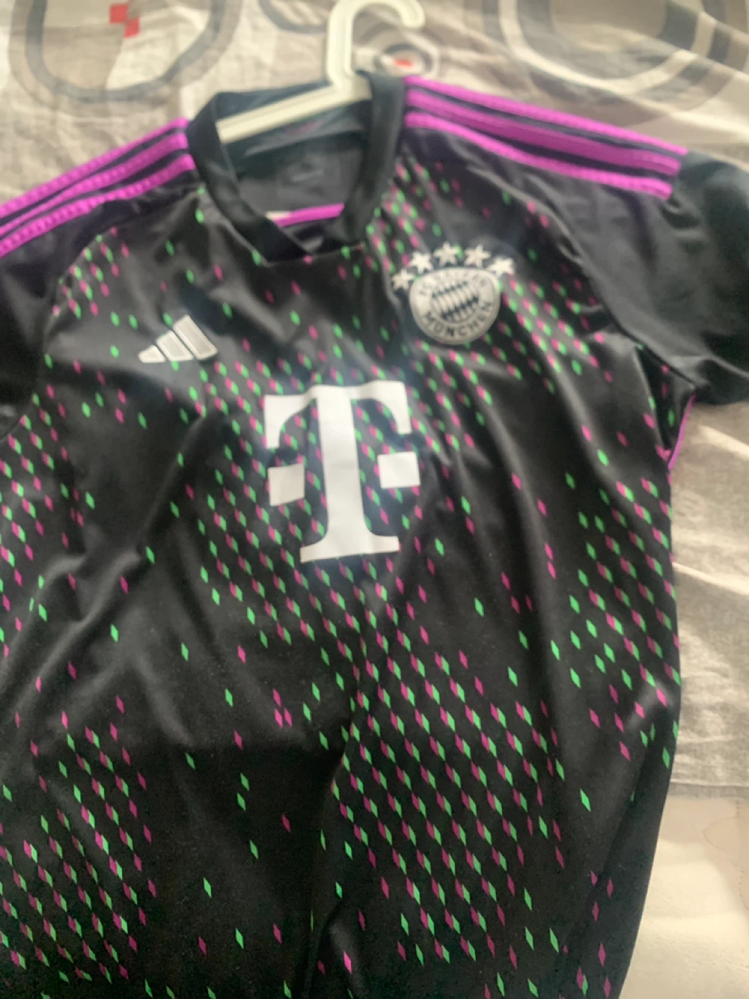 FC Bayern München Jersey Men Large
