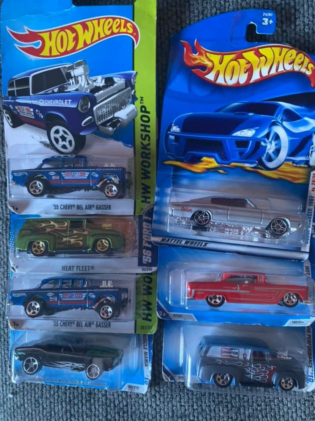 Hot Wheels Die-Cast Cars Lot - photo 2