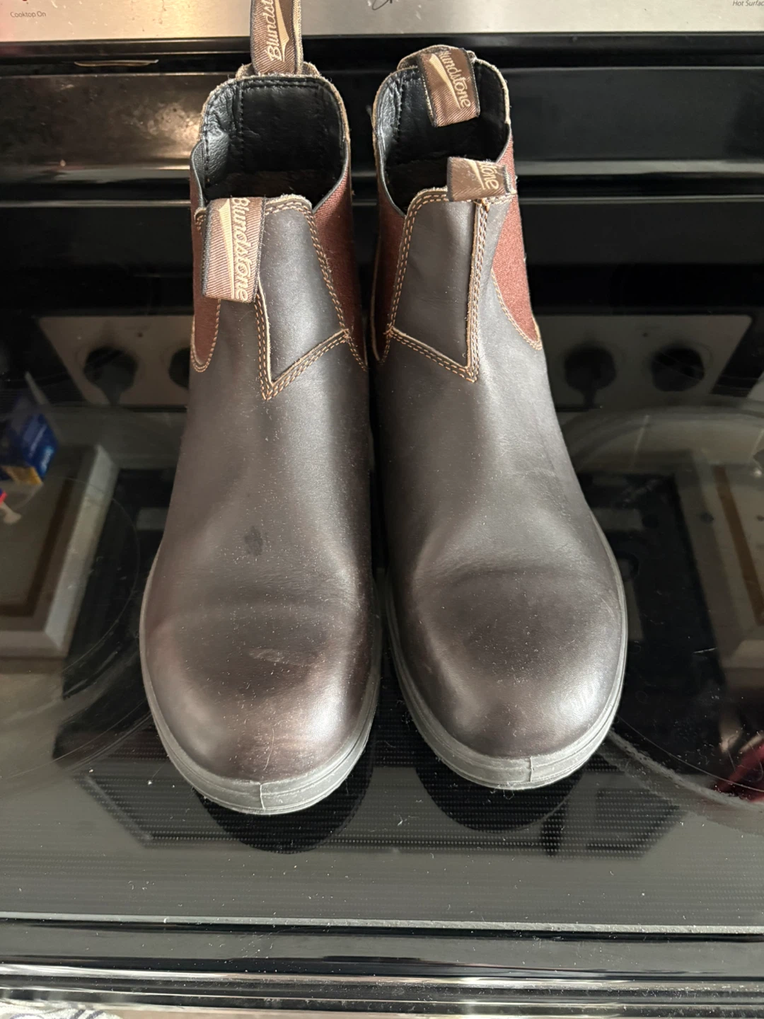 Blundstone Brown Leather Chelsea Boots
