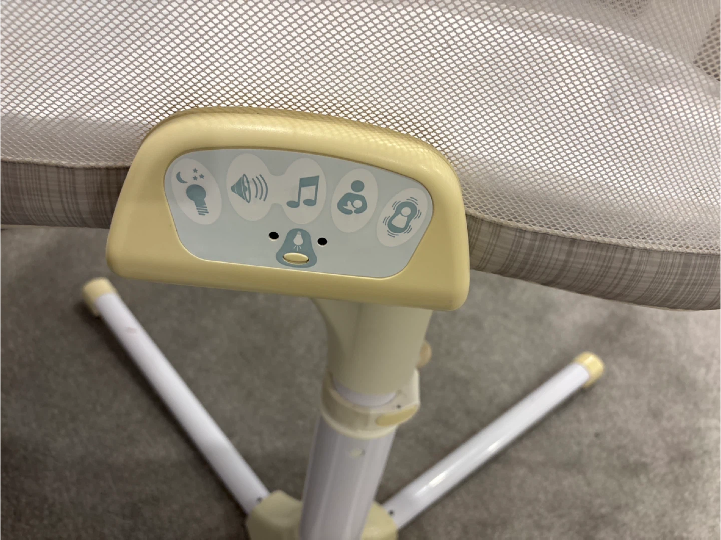 Halo Bassinest Swivel Sleeper Infant Bassinet - photo 3