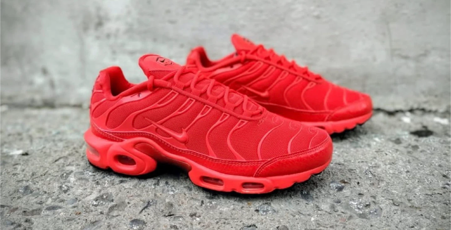 Nike Air Max Plus TN SE Red Men's Running Shoes US 8