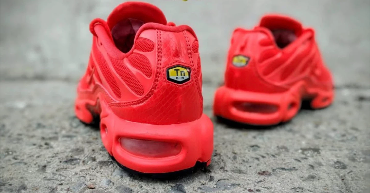 Nike Air Max Plus TN SE Red Men's Running Shoes US 8 - photo 4