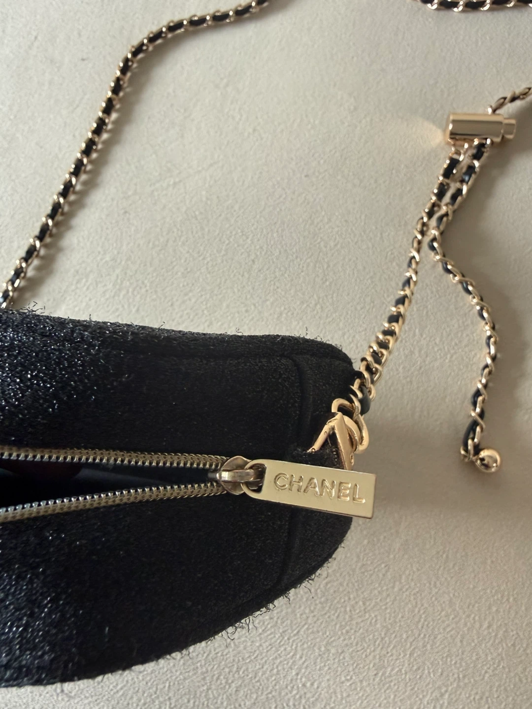 Chanel Makeup Bag From 2021 Holiday Collection - photo 2