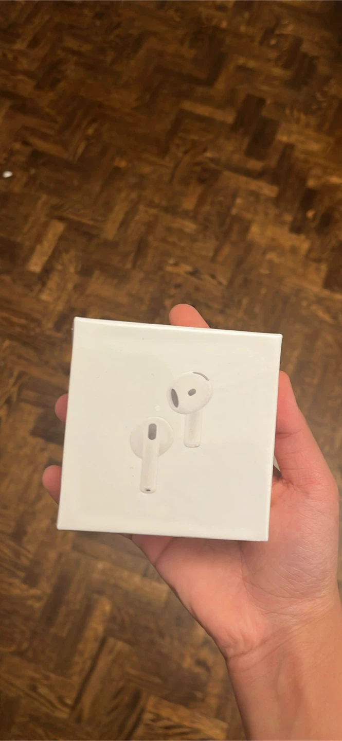 Apple AirPods 4 with Active Noise Cancellation
