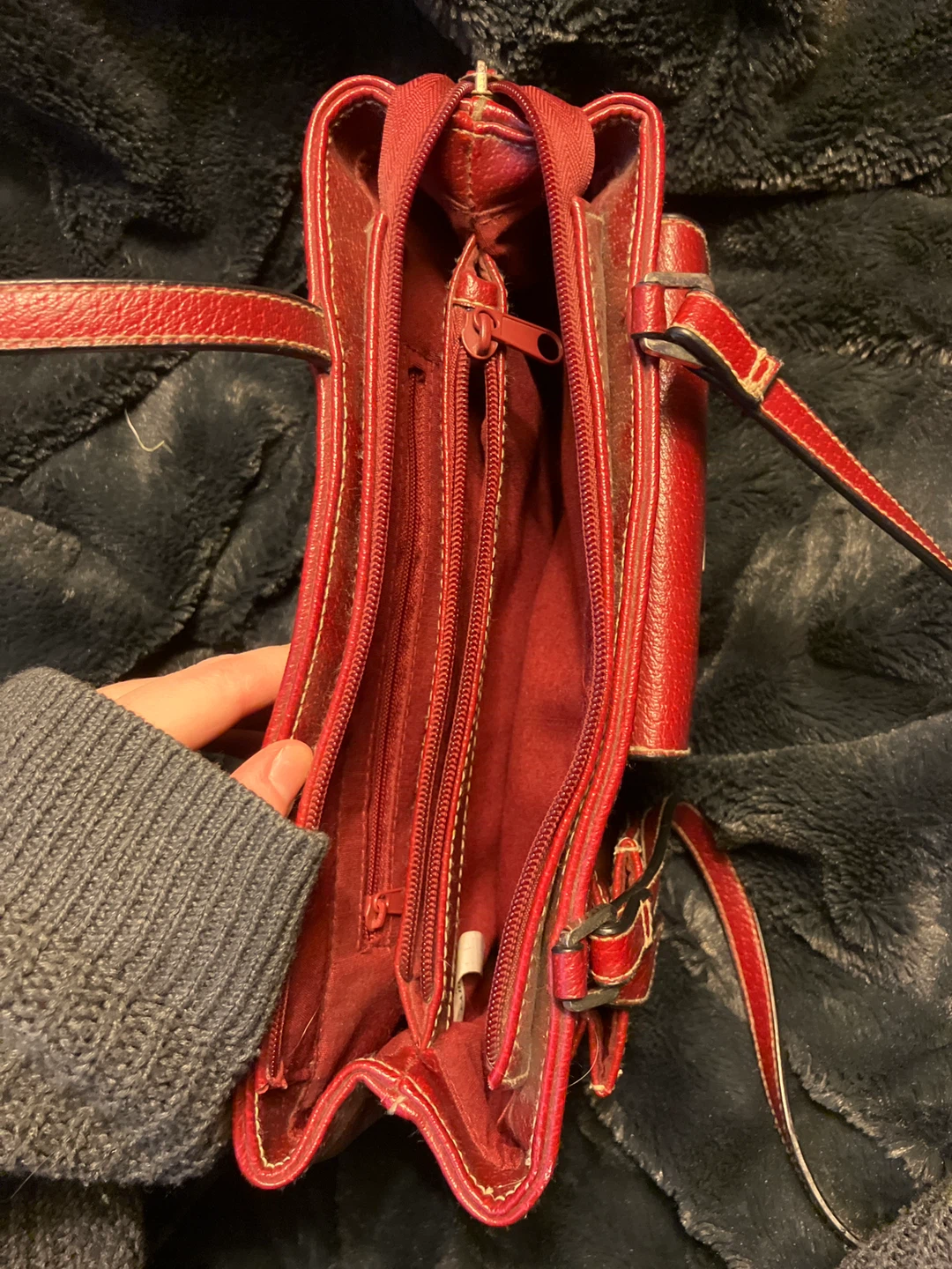 Rosetti Red Faux Leather Shoulder Bag - photo 2