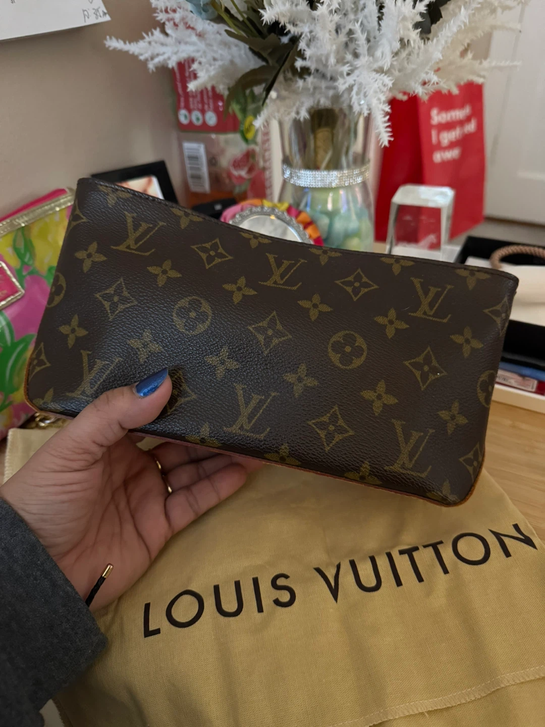 Louis Vuitton Monogram Pouch - photo 3