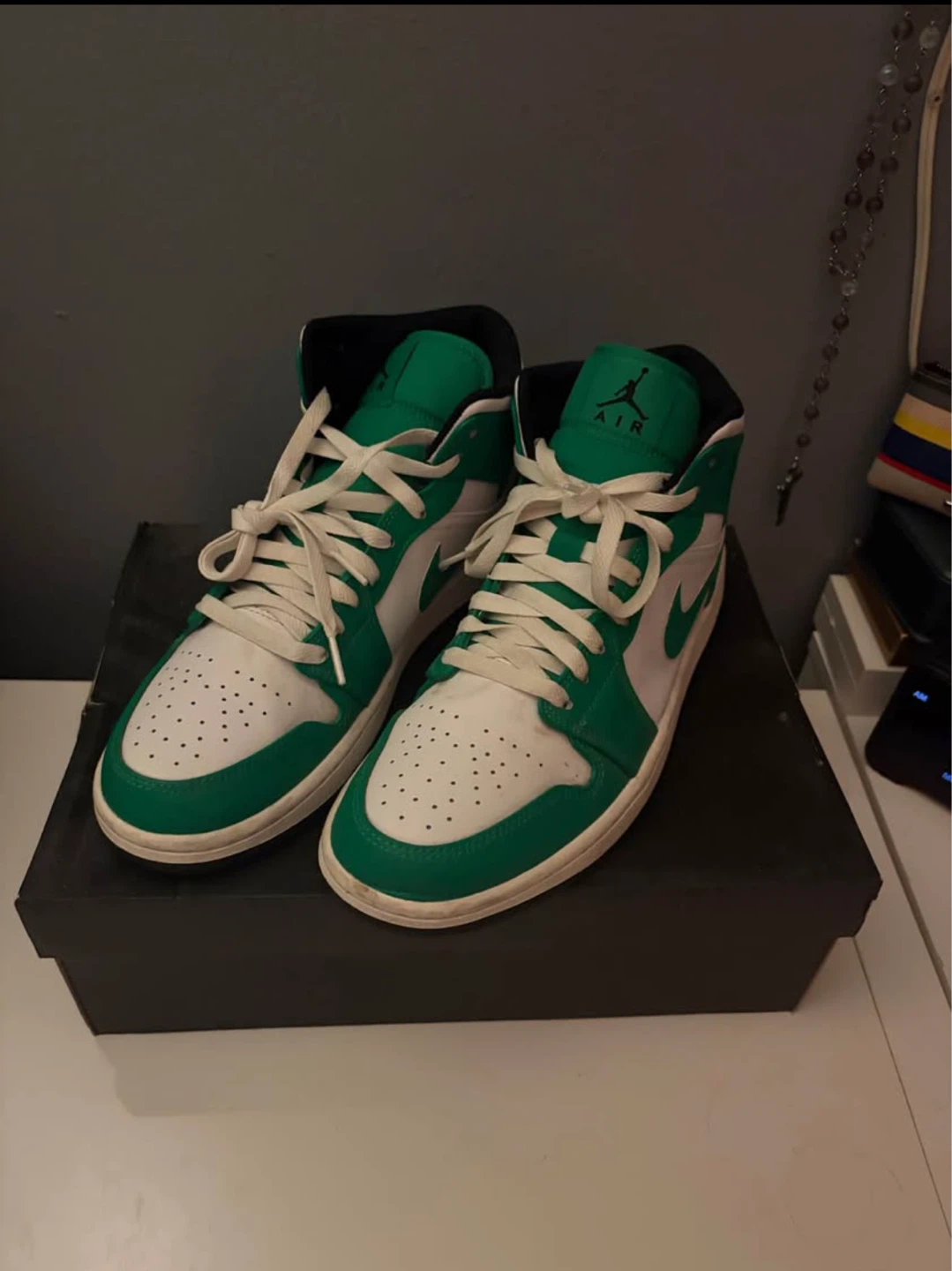 Air Jordan 1 Mid Lucky Green Black White Sneakers Men's Size 9.5