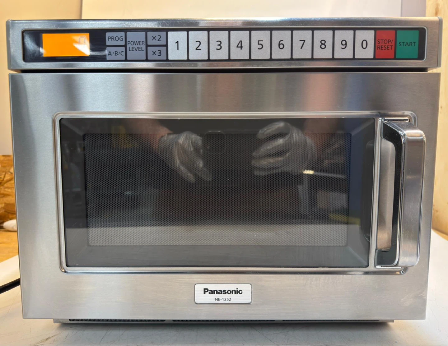 heavy-duty stainless steel commercial microwave - photo 5
