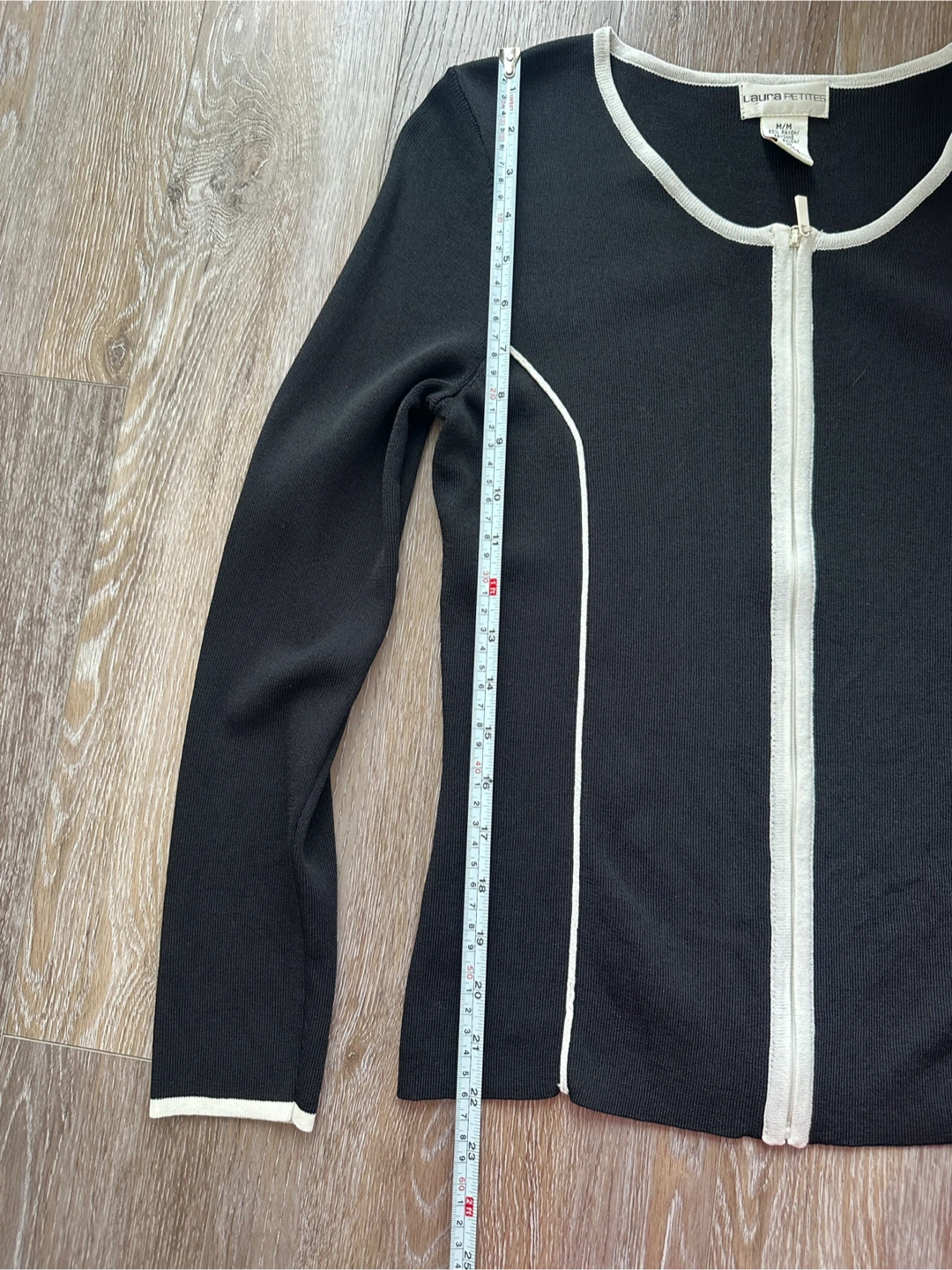 VINTAGE Laura Petites Black Zip-Up Cardigan M/M - photo 4