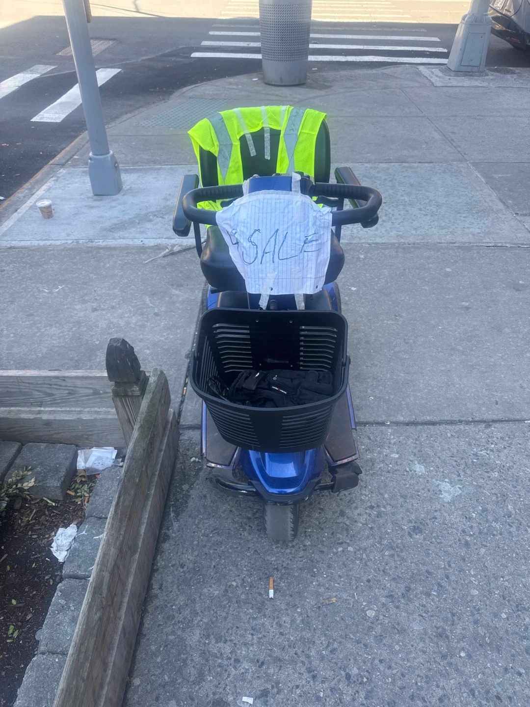 Blue Mobility Scooter - photo 2