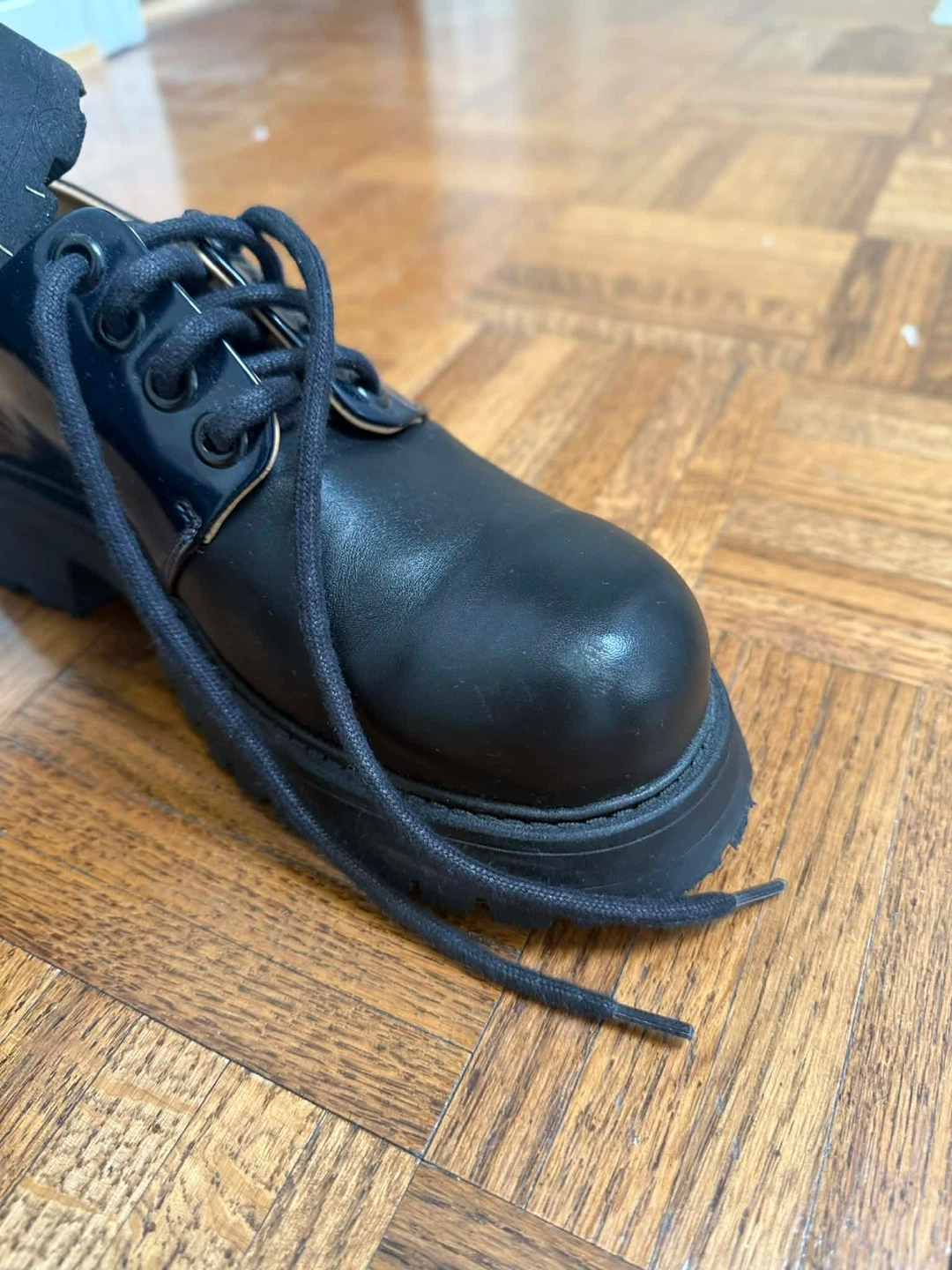 Black Leather Chunky Sole Dress Shoes - photo 3