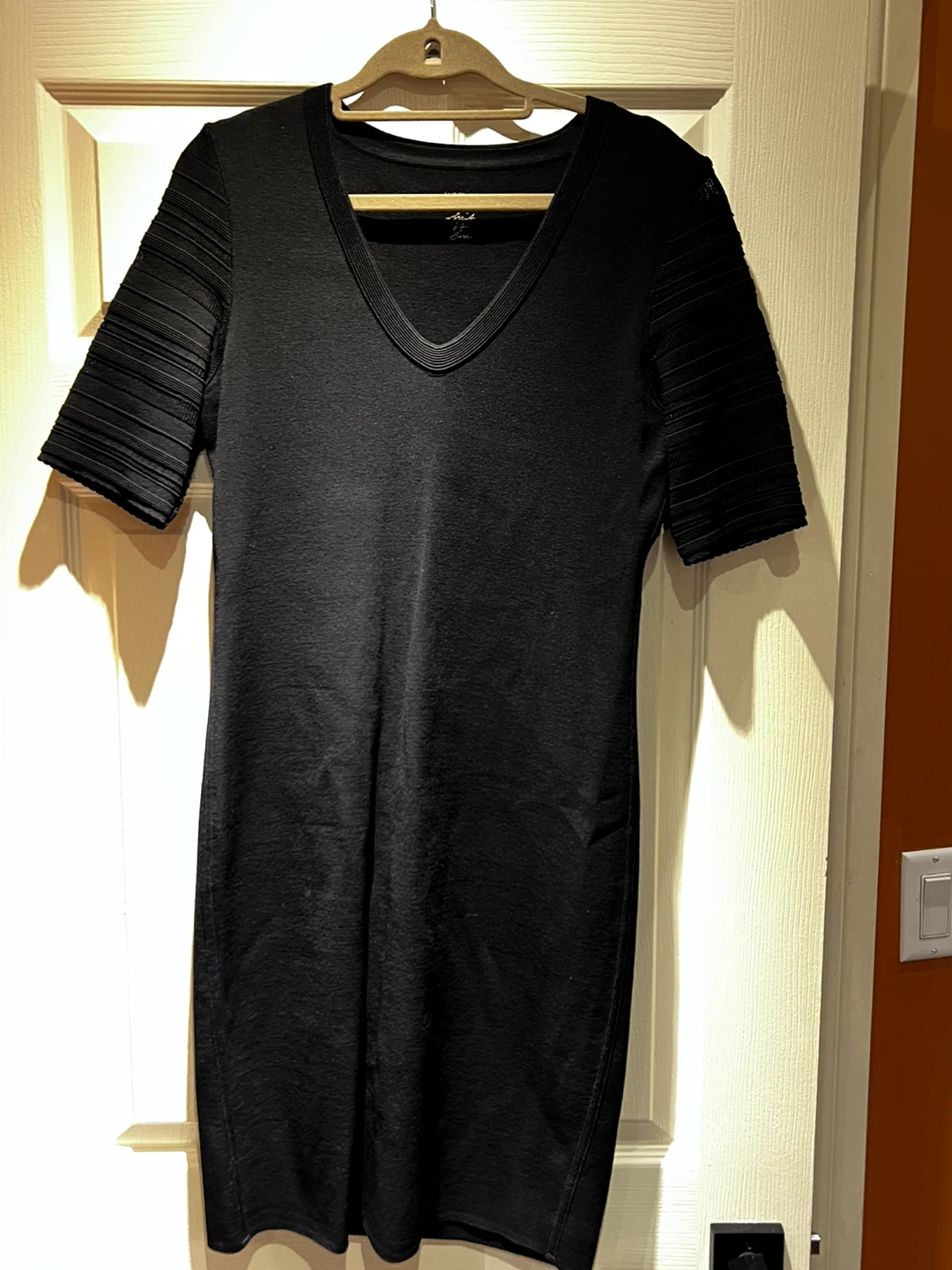 MARCCAIN Black Knit Short Sleeve Dress