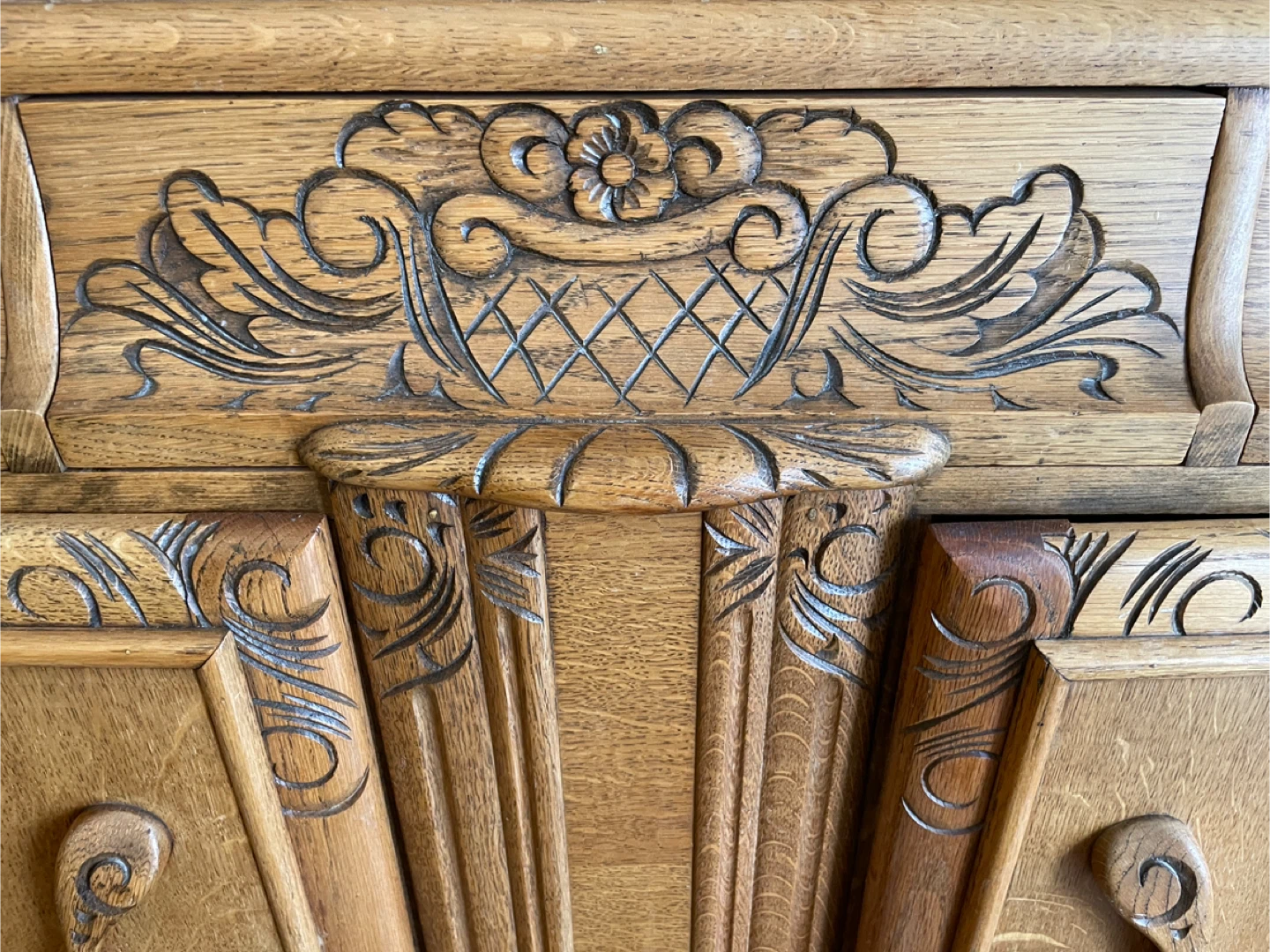 Antique Oak Sideboard with Carved Details - photo 2