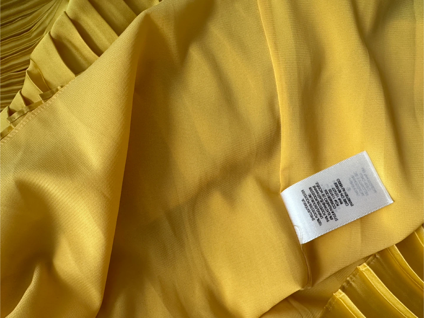 Alice + Olivia Yellow Pleated Midi Skirt - photo 4
