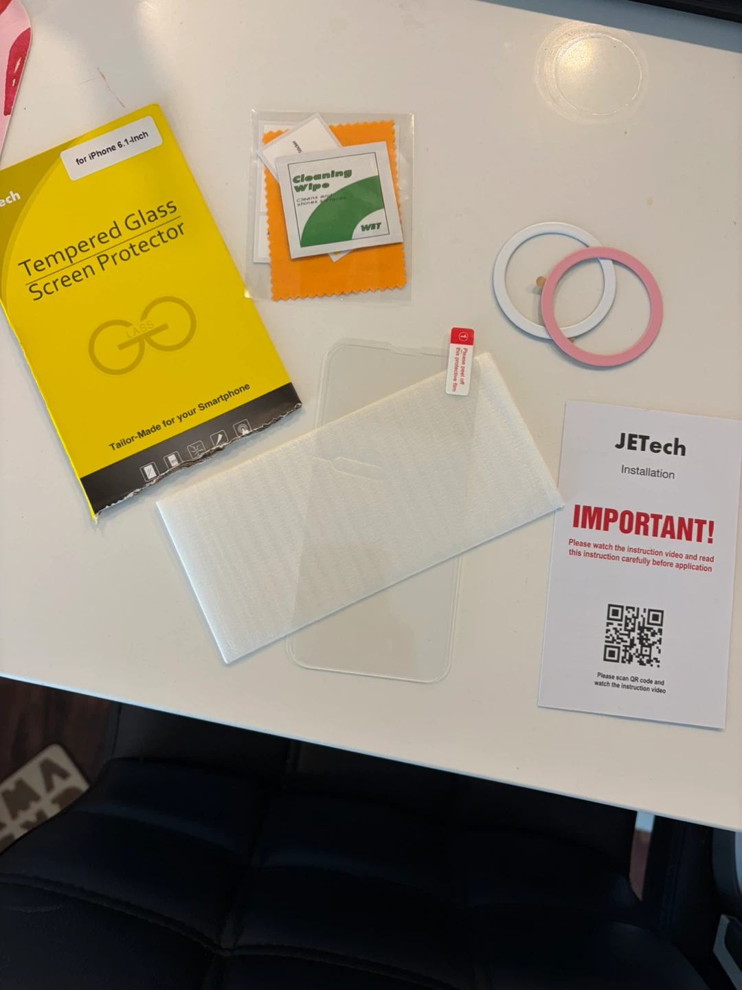 JETech Tempered Glass Screen Protector 6.1-inch 🥕 - photo 2
