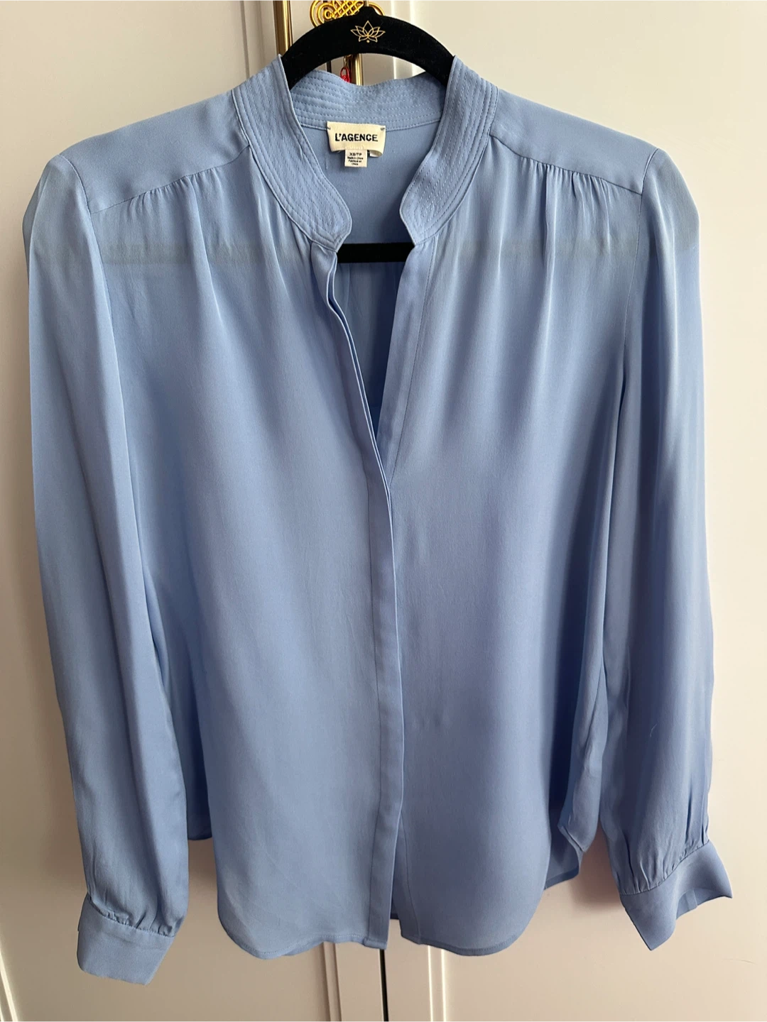 L'Agence Light Blue Silk Blouse - XS/TP