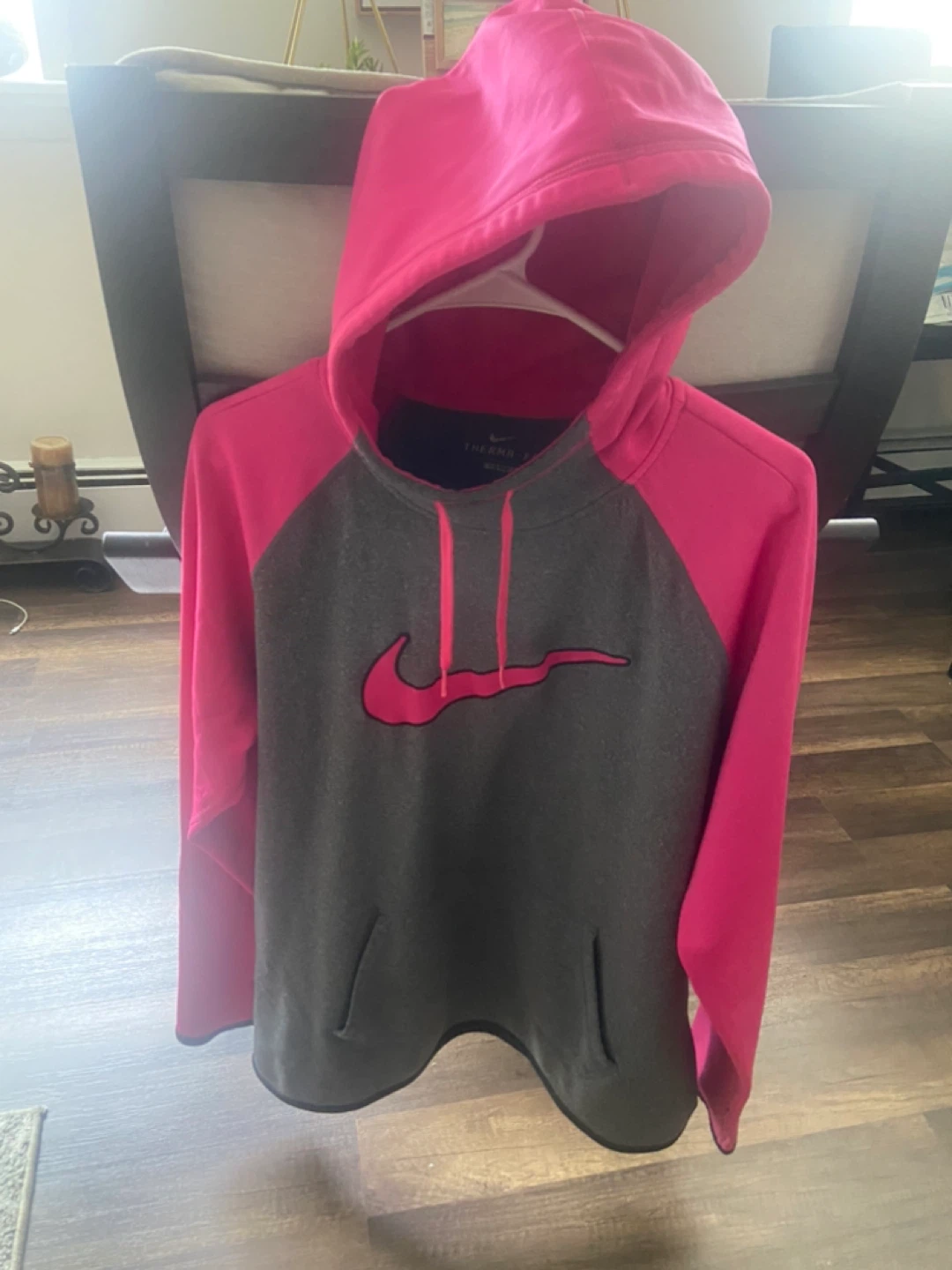 Nike Women's  size Large