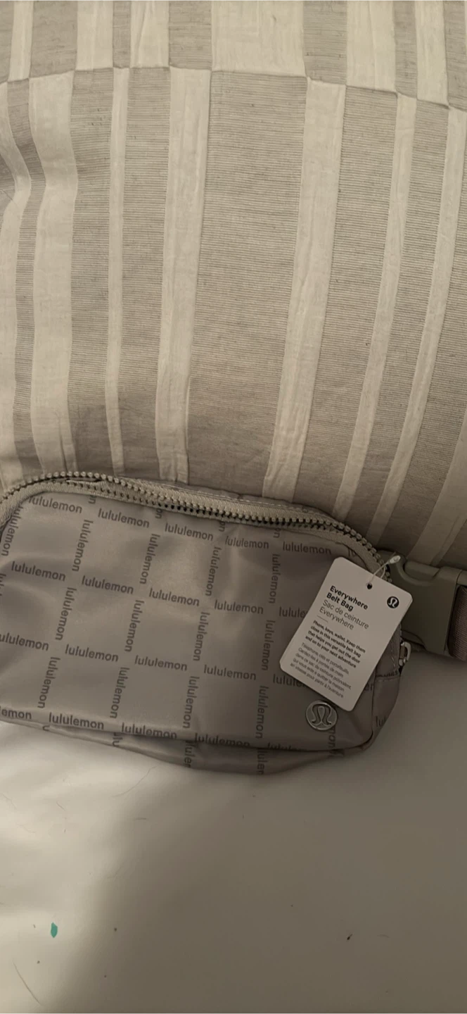 1L Lululemon Belt Bag wordmark grid mini line linen tags on