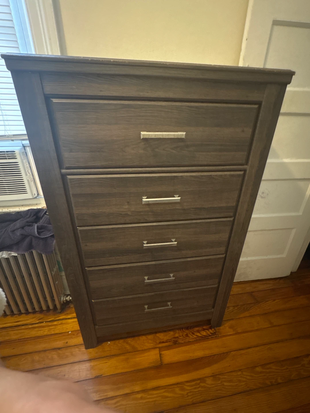 Brown Wooden 5-Drawer Dresser - photo 4