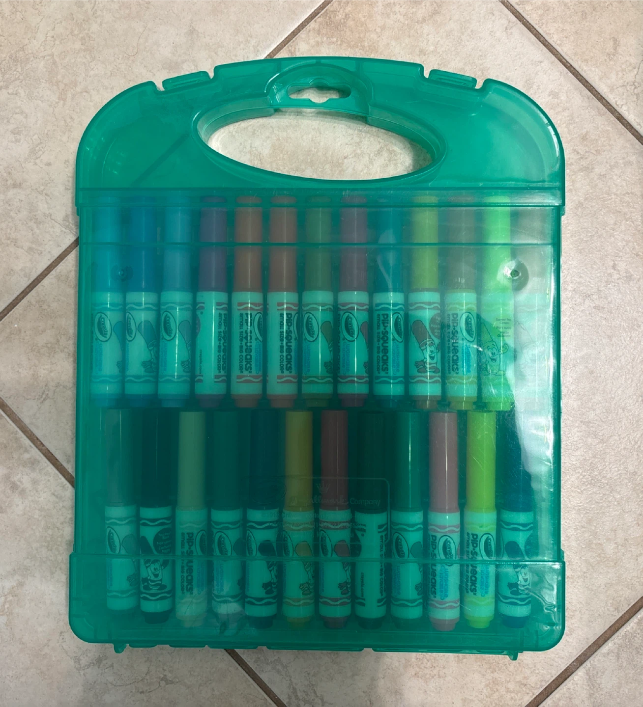 🥕Crayola Pip Squeaks Markers Set with Case