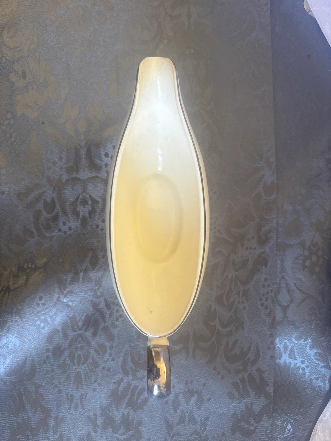 Cream Gravy Boat with Silver Trim - photo 2