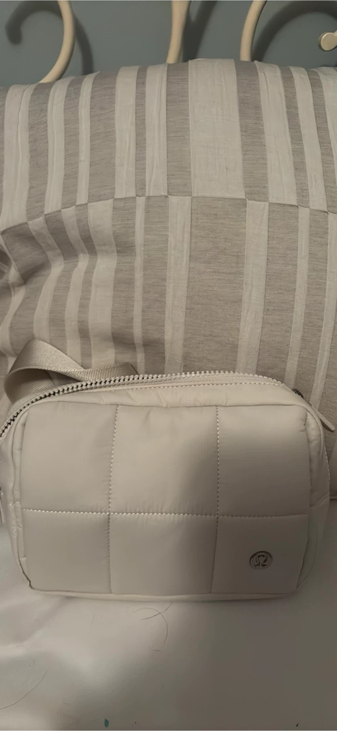 Lululemon Quilted Grid Belt Bag Hand Warmer